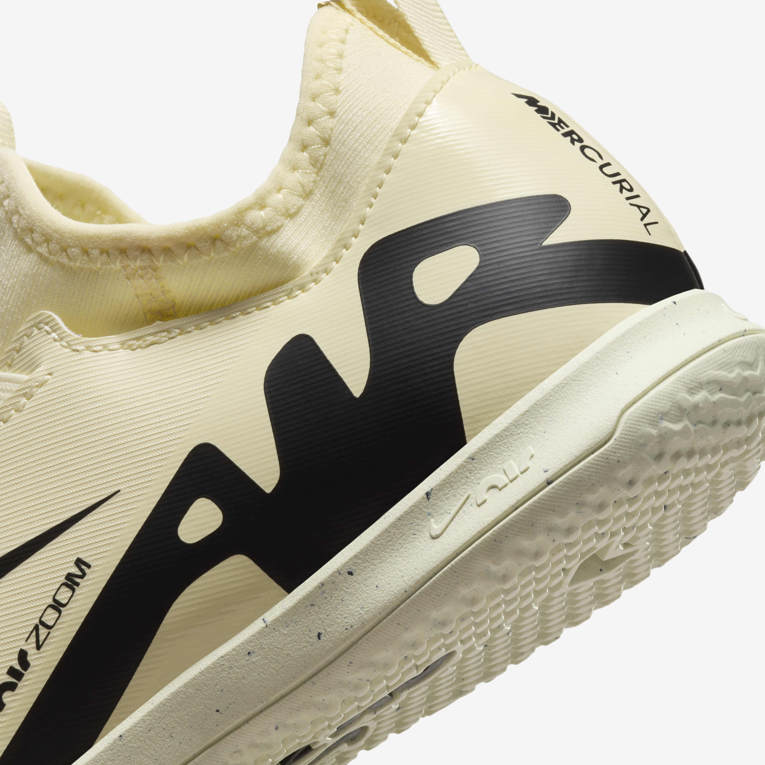 Nike Jr. Mercurial Vapor 15 Academy image number 7