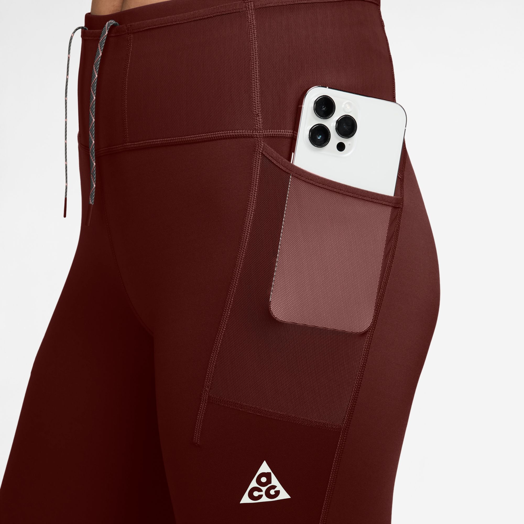 Nike ACG image number 2
