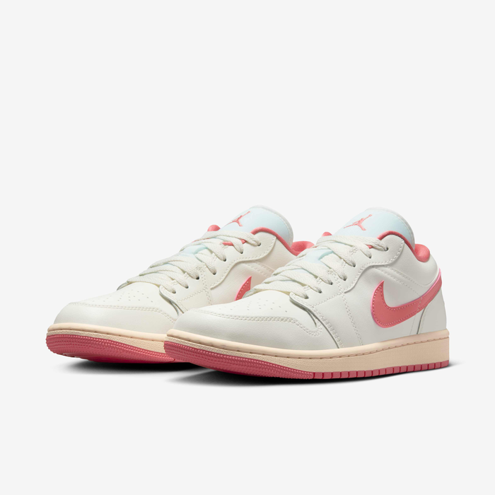 Air Jordan 1 Low image number 4 Air Jordan 1 Low image number 4