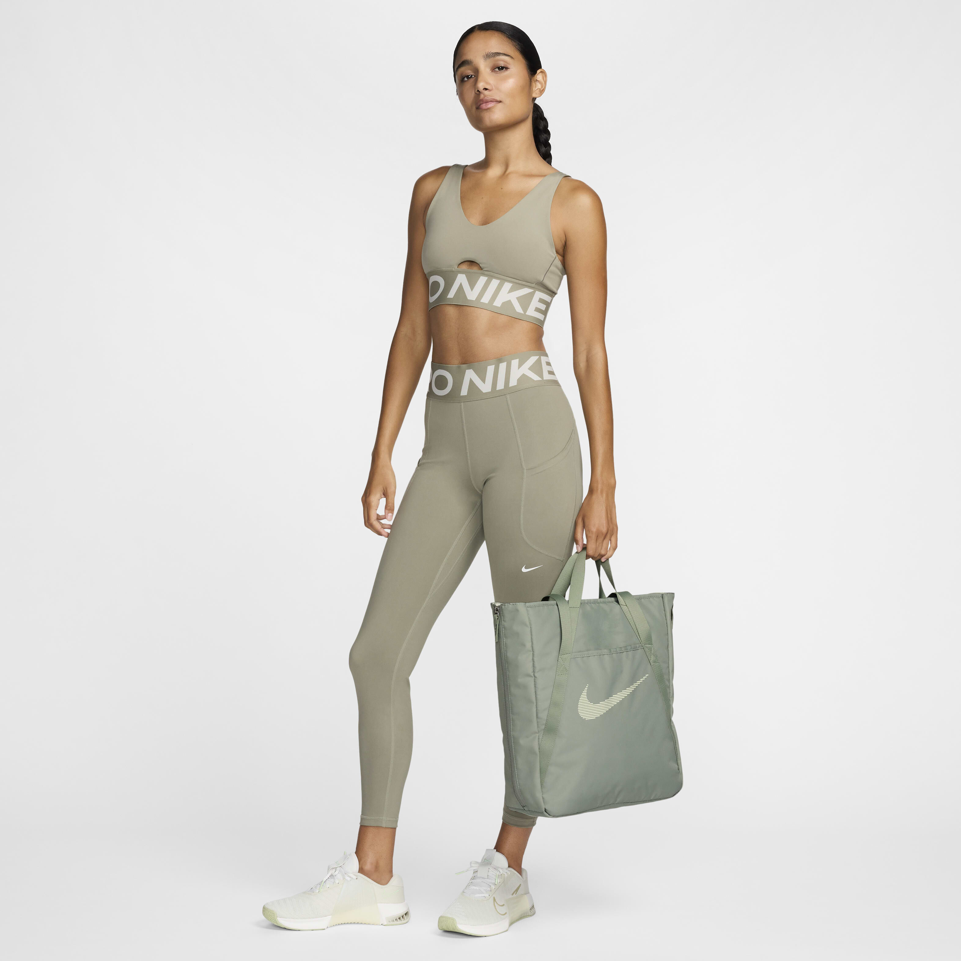 Nike image number 10