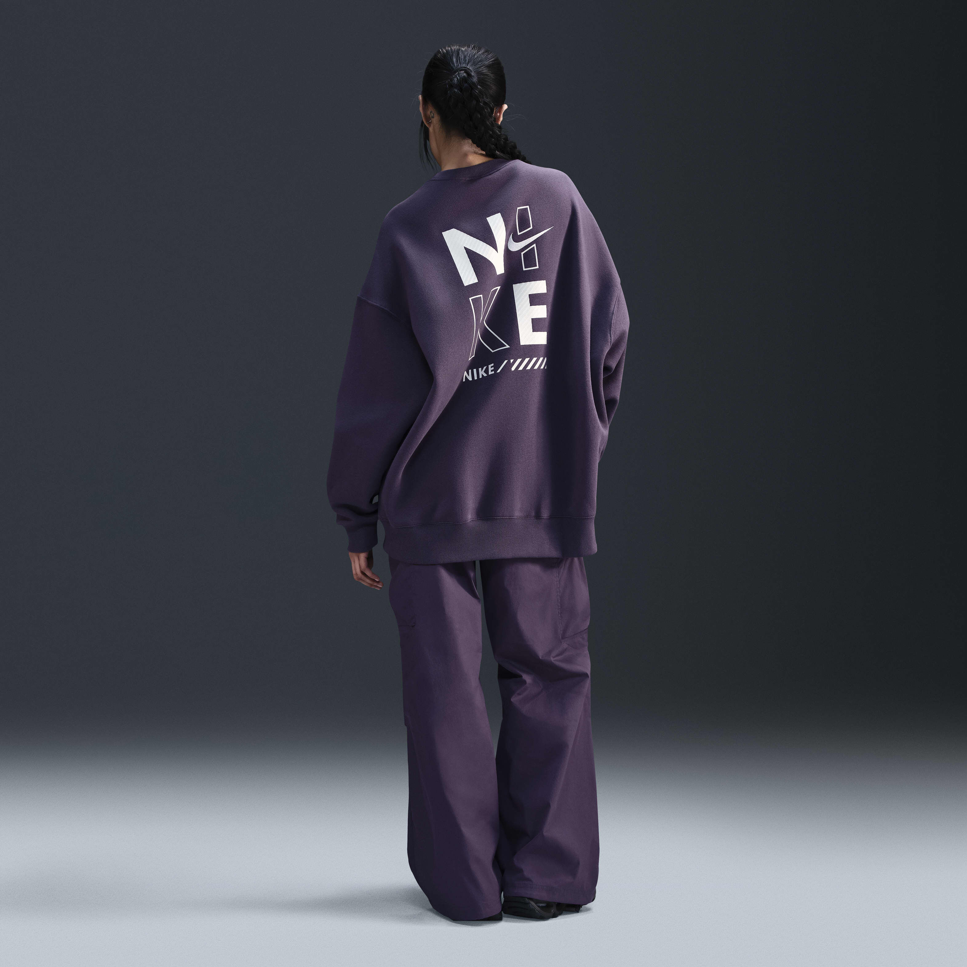 نايكي سبورتسوير image number 4