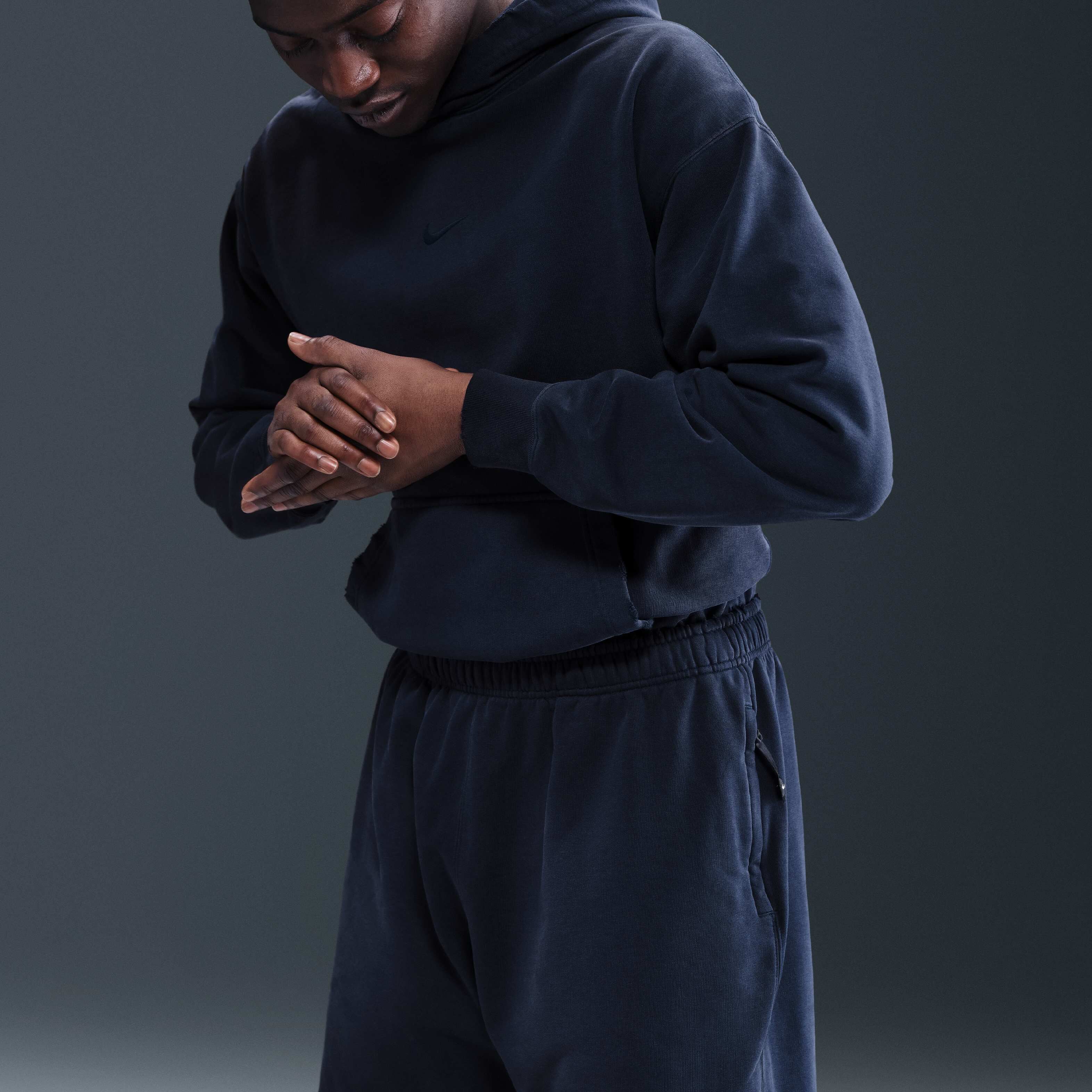 Nike Solo Swoosh image number 4