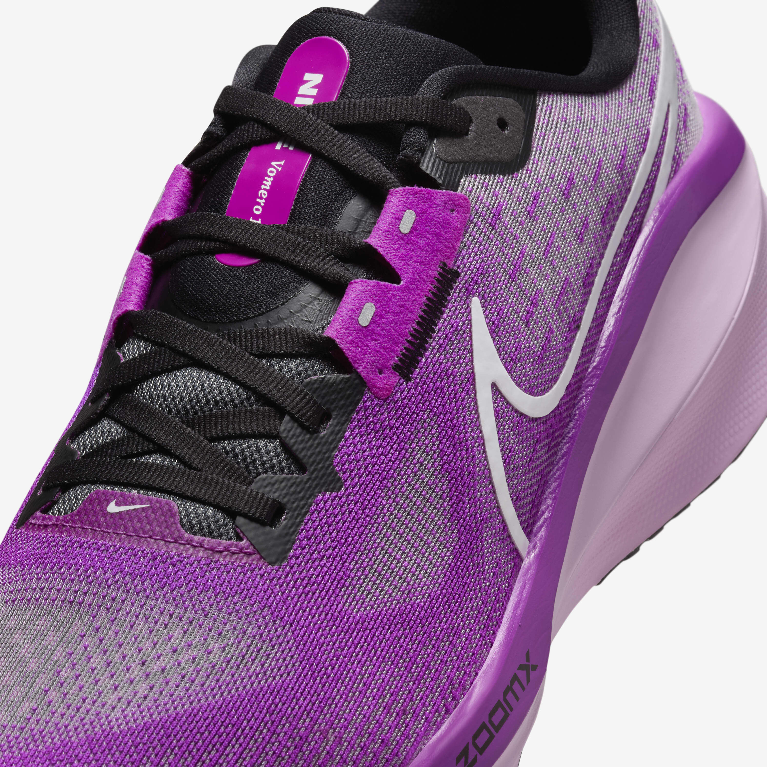 Nike Vomero 17 image number 6