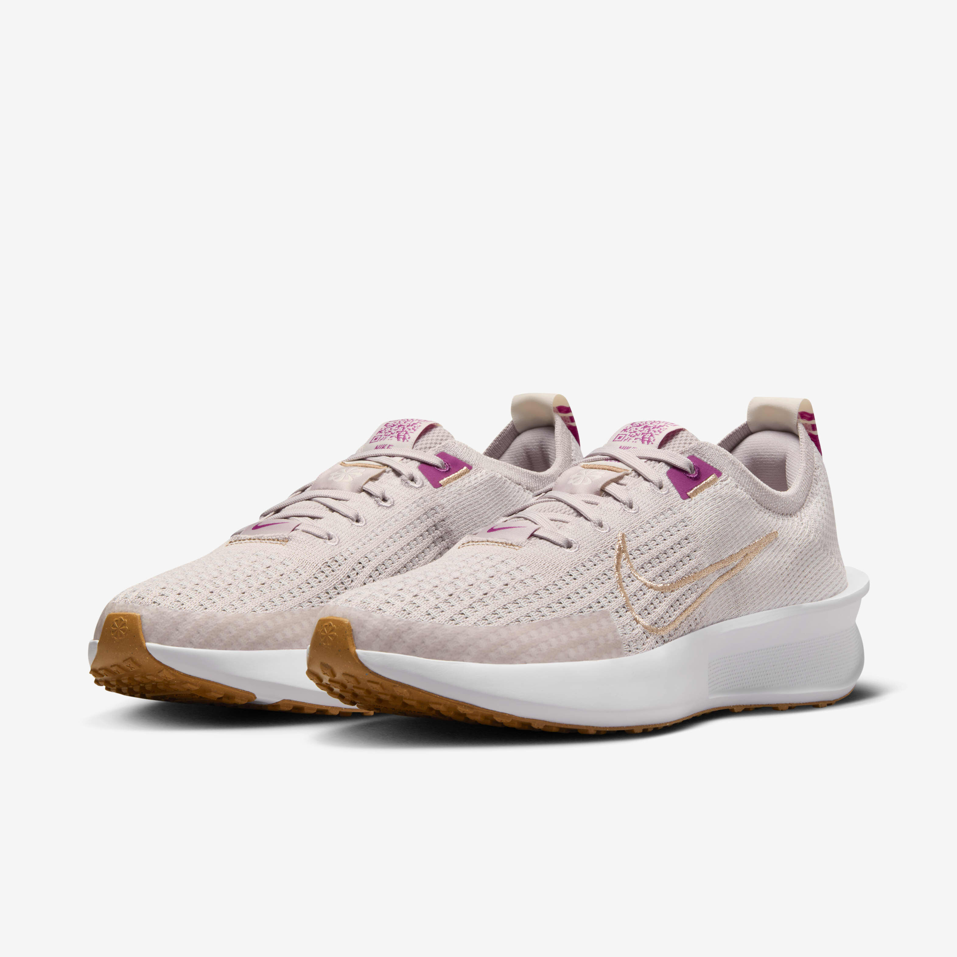Nike Interact Run image number 4