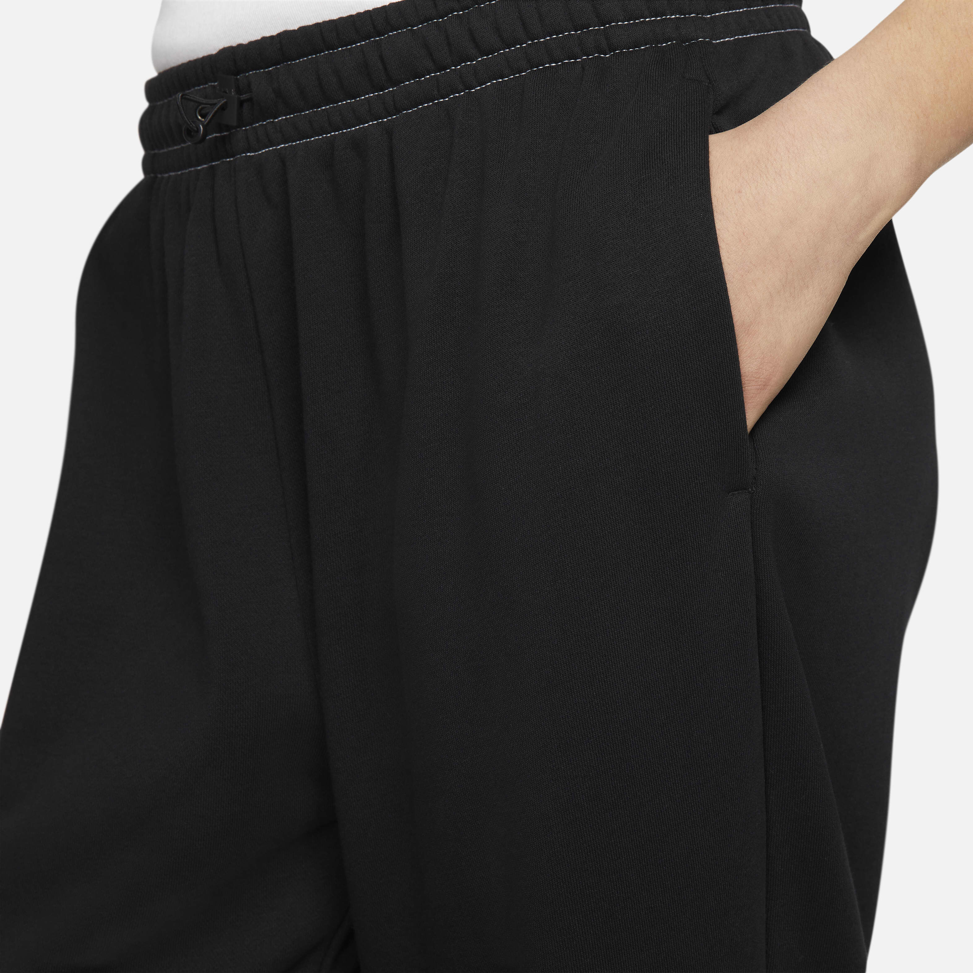 Nike Sportswear Swoosh image number 2