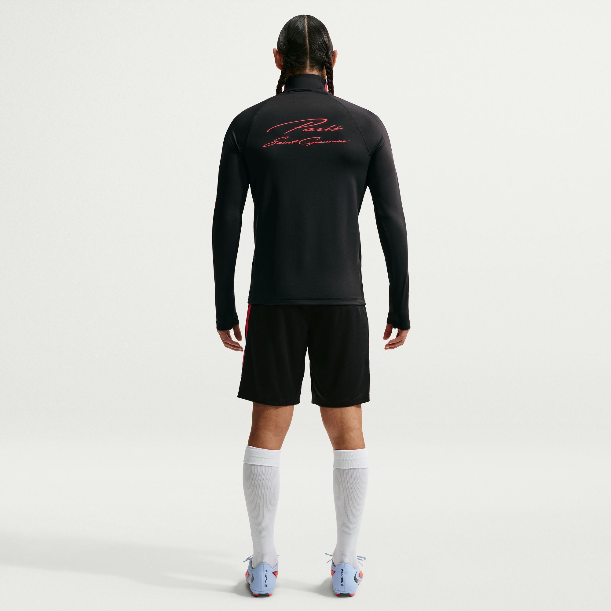 Paris Saint-Germain Strike image number 1