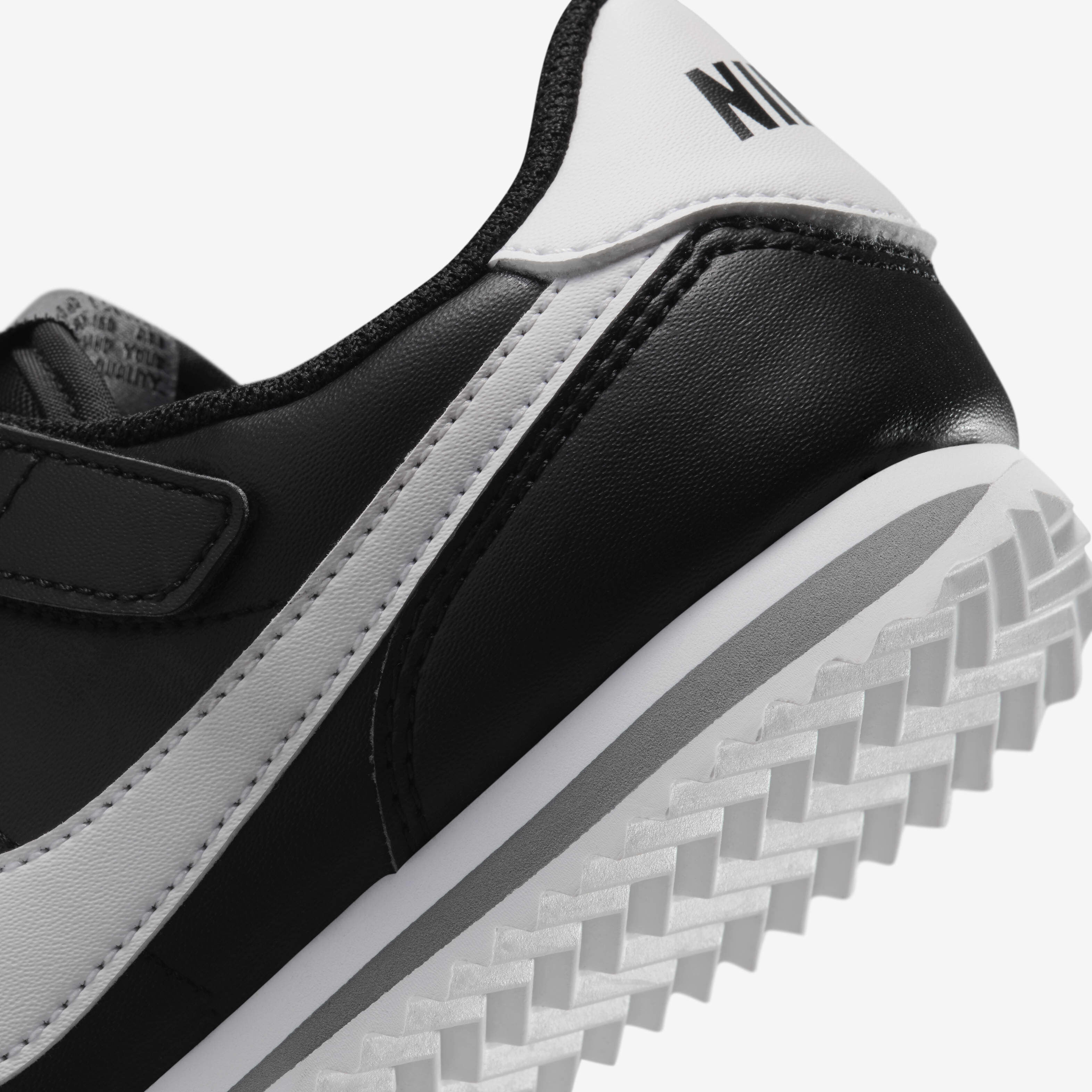 Little kids nike cortez hotsell