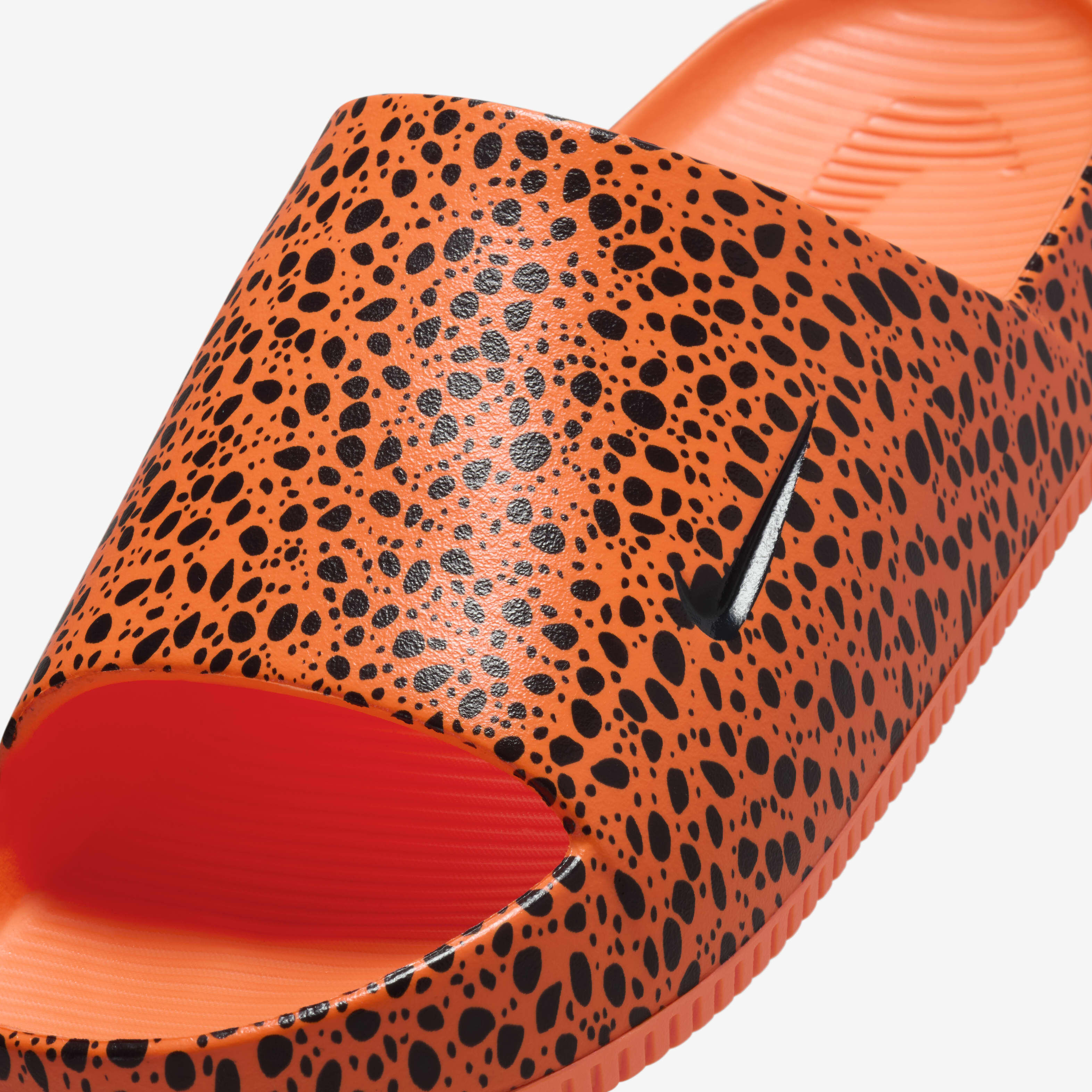 Buy Nike Calm Electric Men s Slides Total Orange Total Orange Dark Obsidian Nike UAE Official