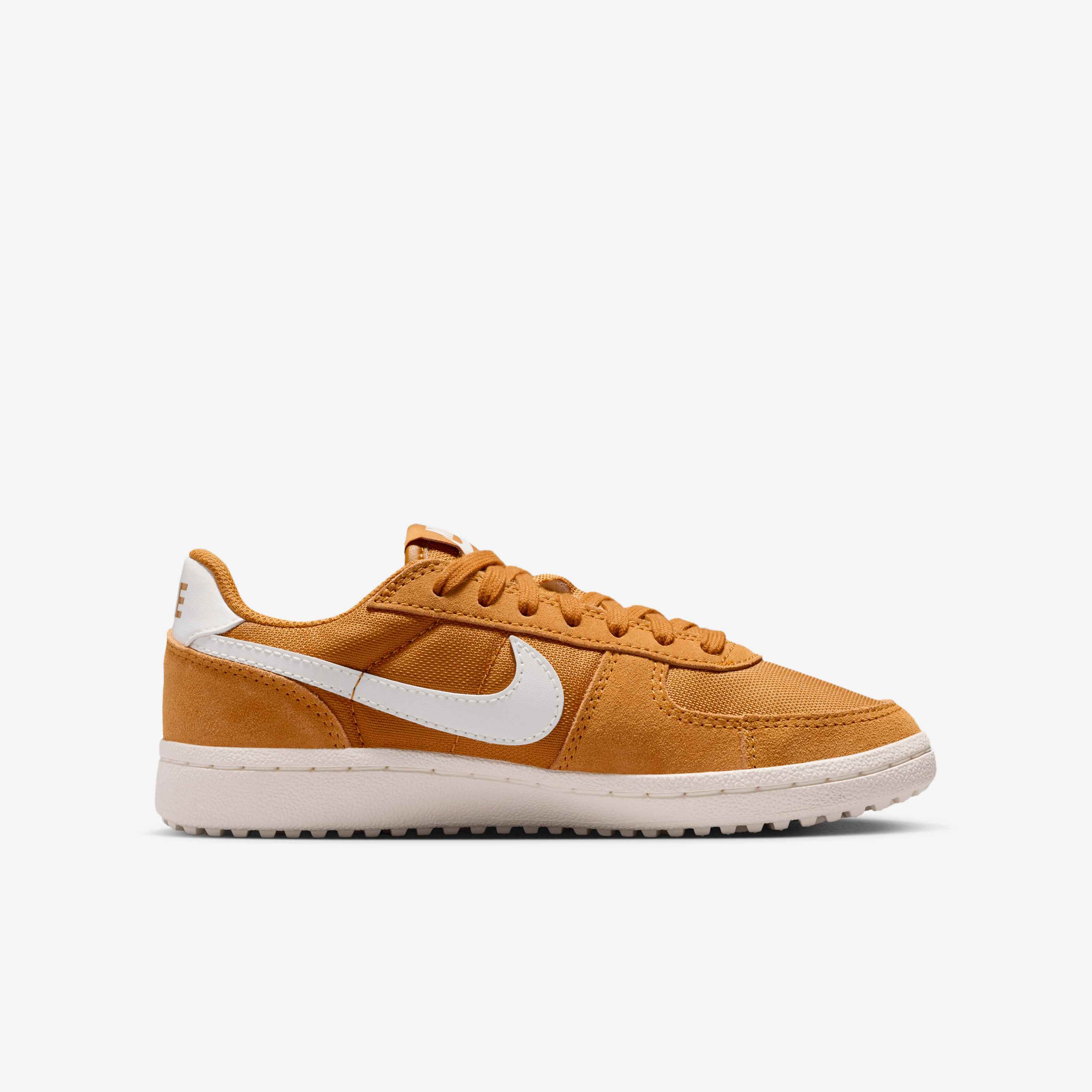 Nike Field General image number 2