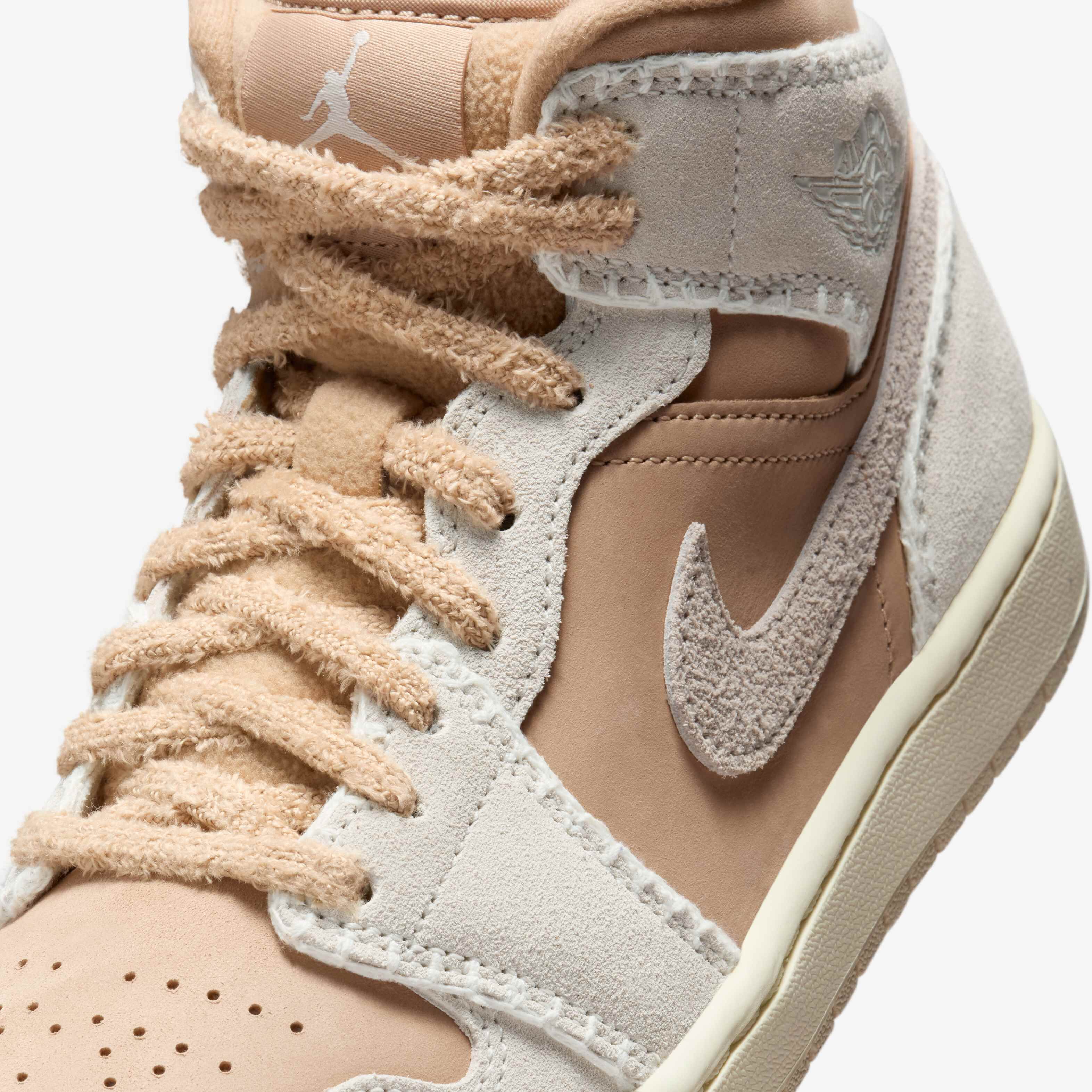 Air Jordan 1 Mid SE image number 6