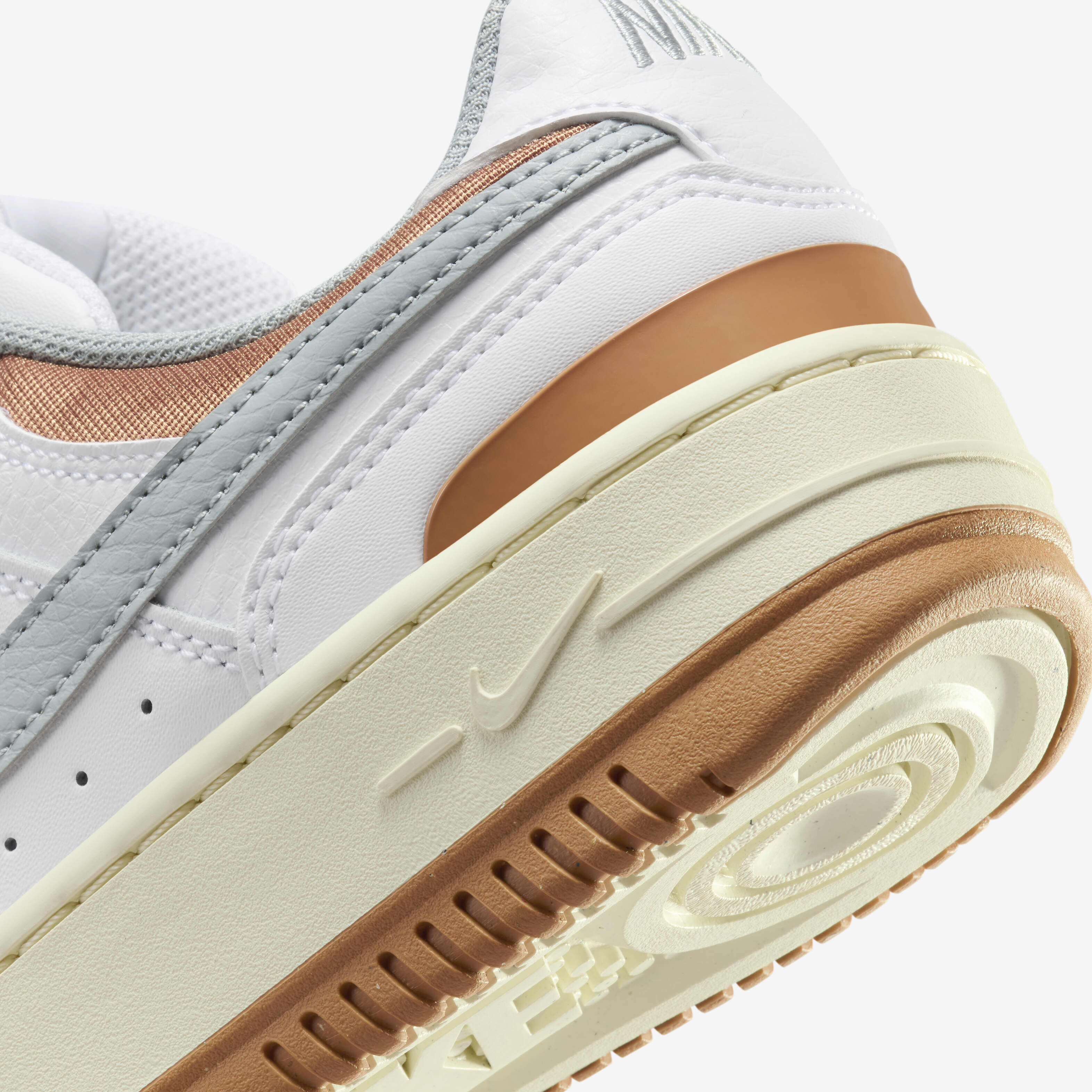 Nike Gamma Force image number 7