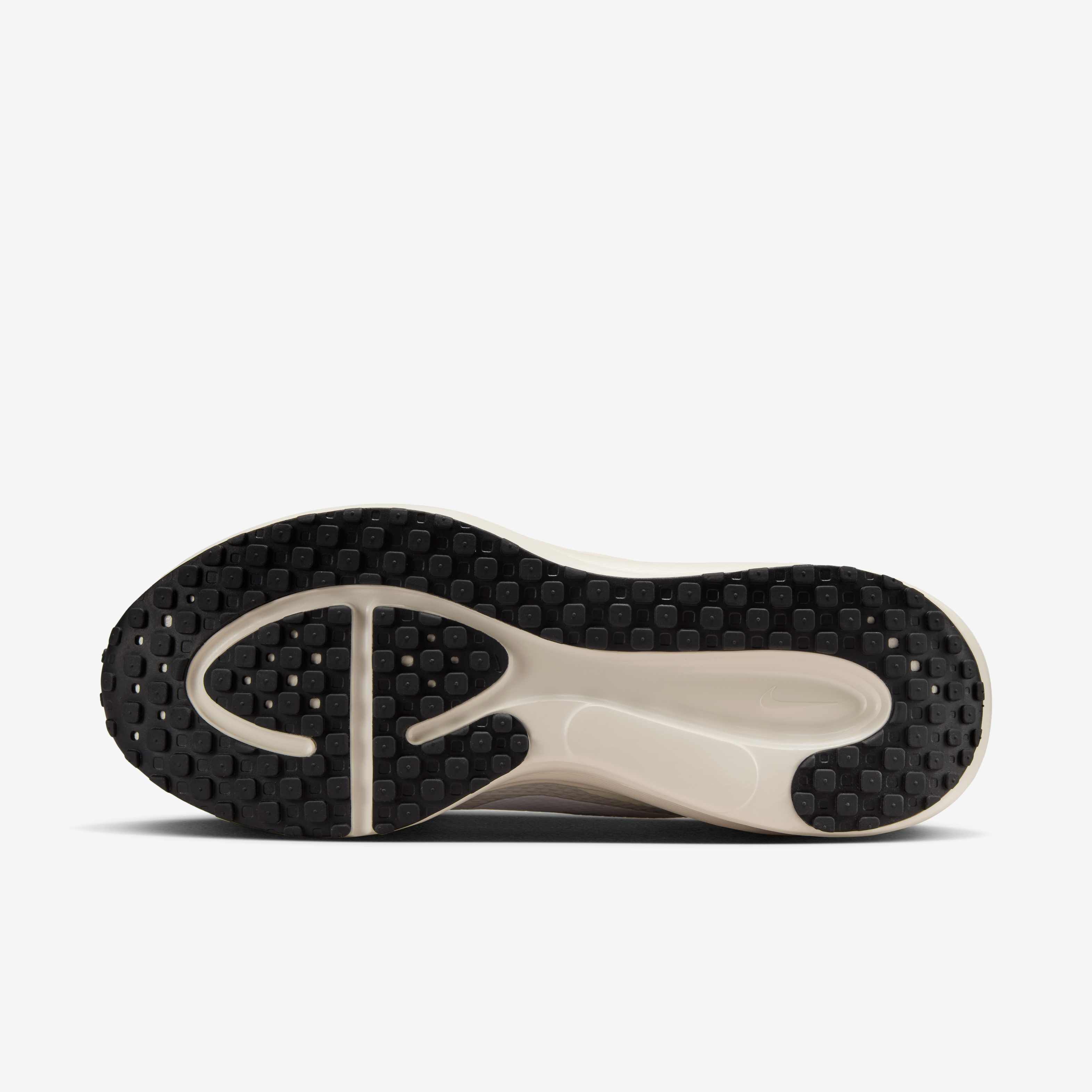 Nike Revolution 8 image number 1