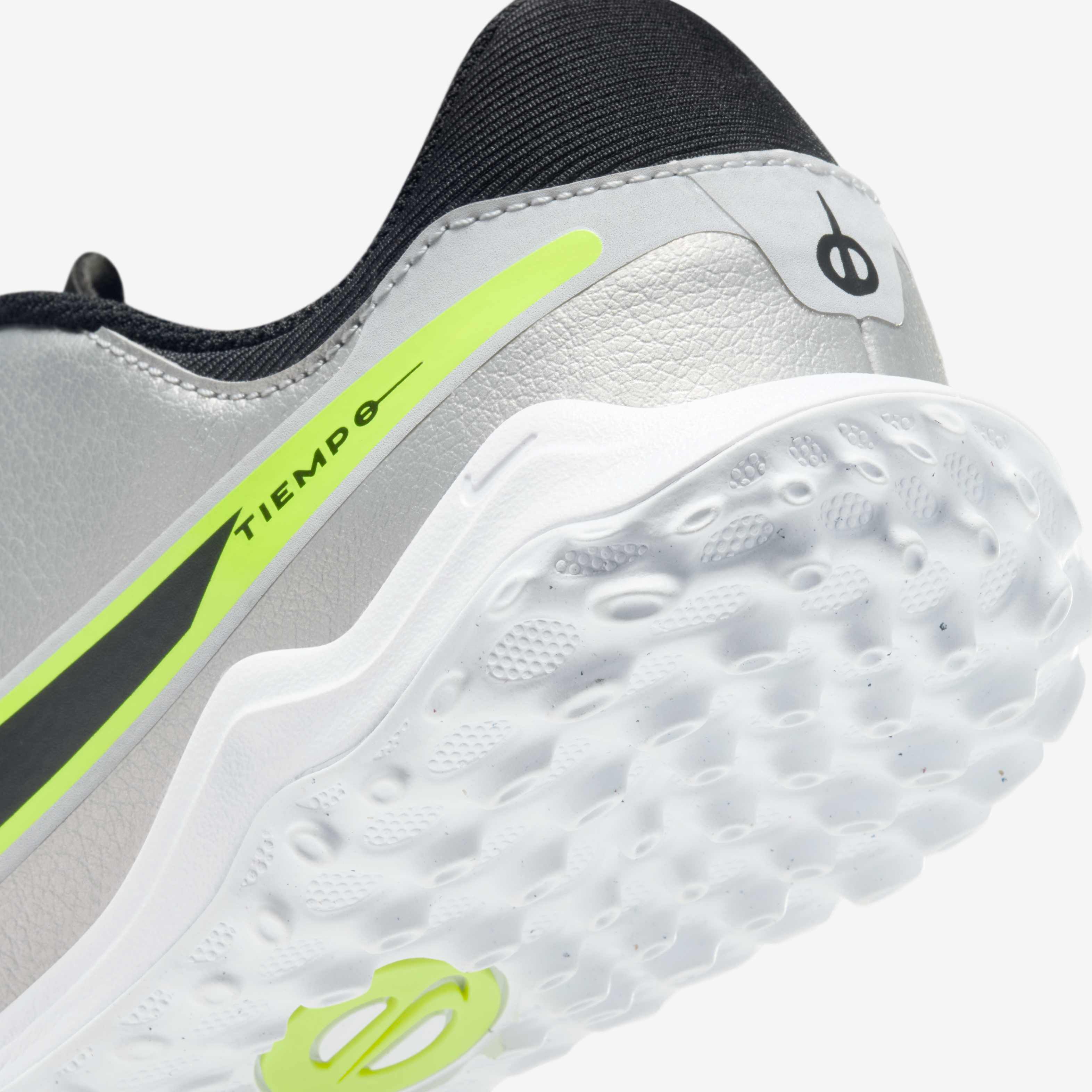 Nike Jr. Tiempo Legend 10 Academy image number 7