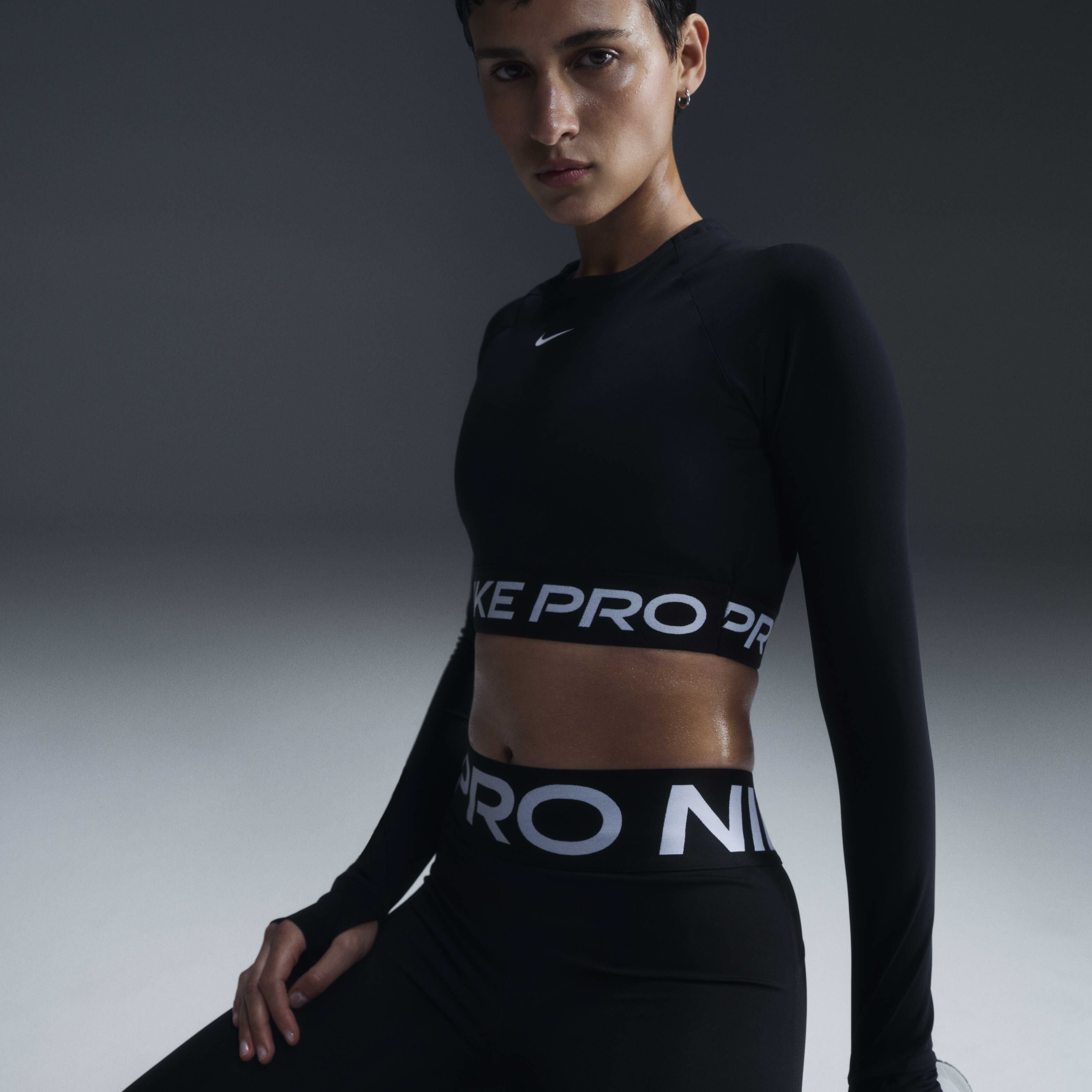 Nike Pro image number 1