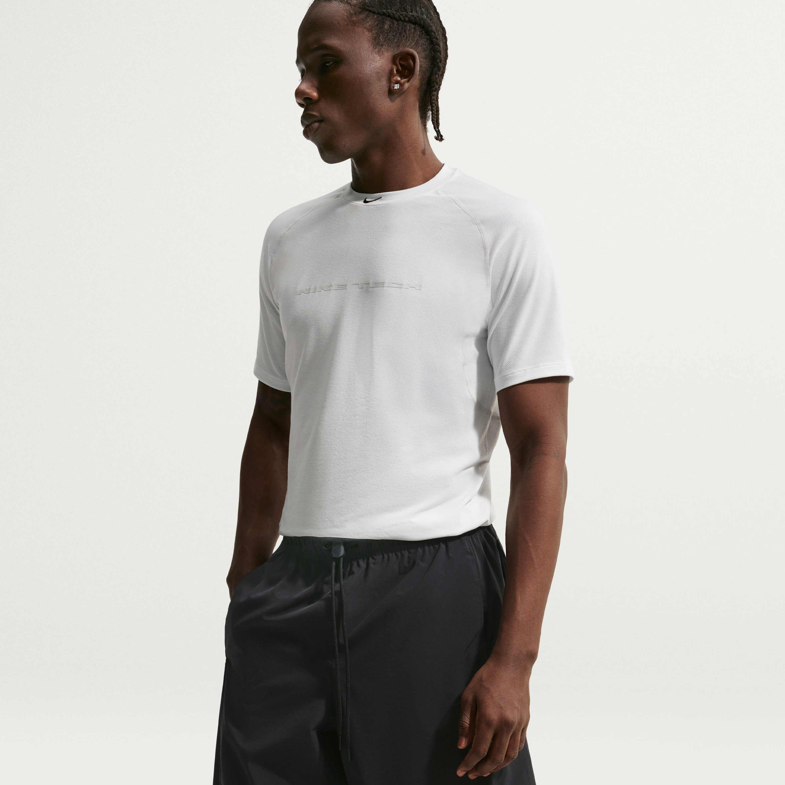 Nike Tech Helios image number 3