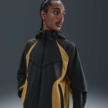 Nike Tech