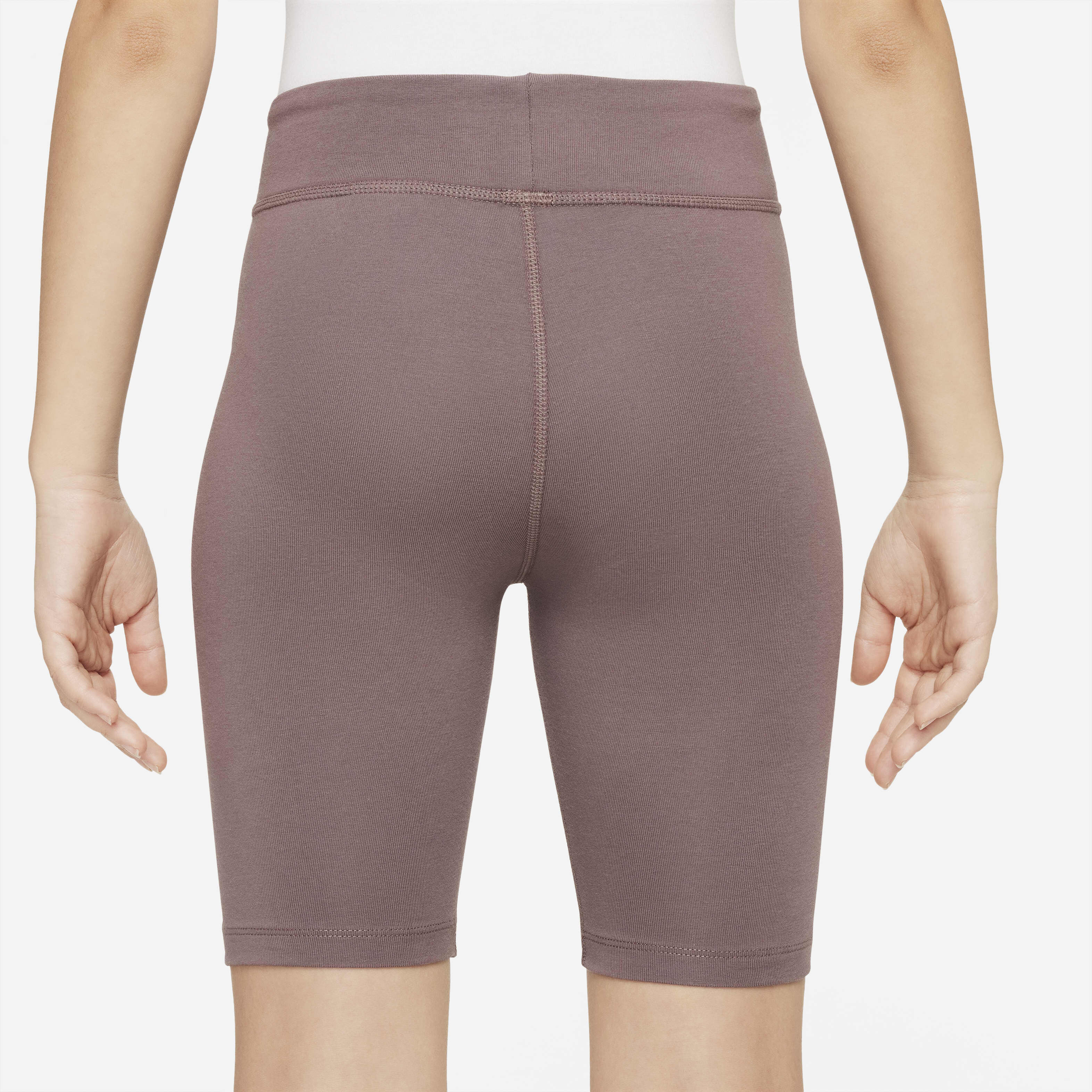 نايكي سبورتسوير image number 2