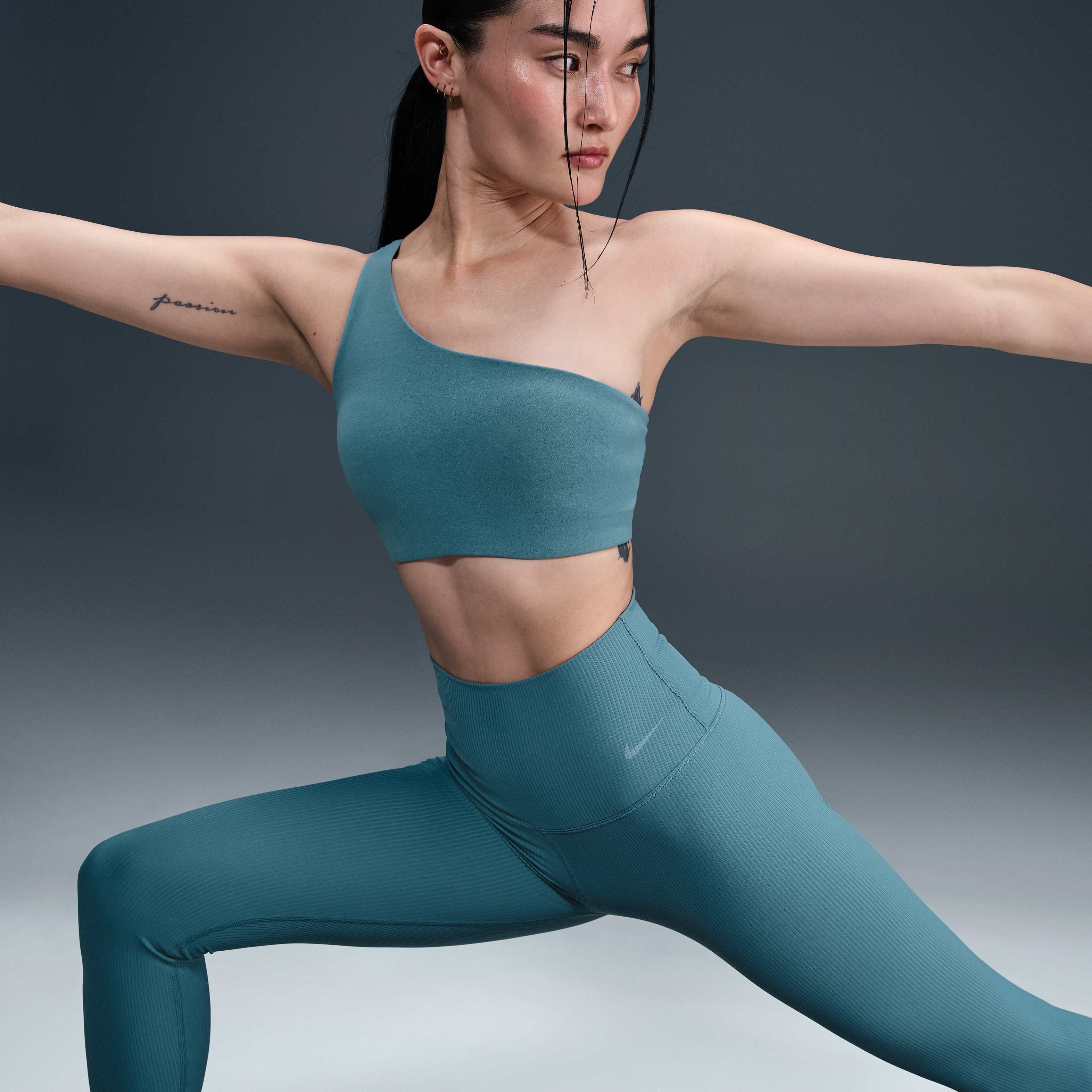 Nike Zenvy Rib image number 4