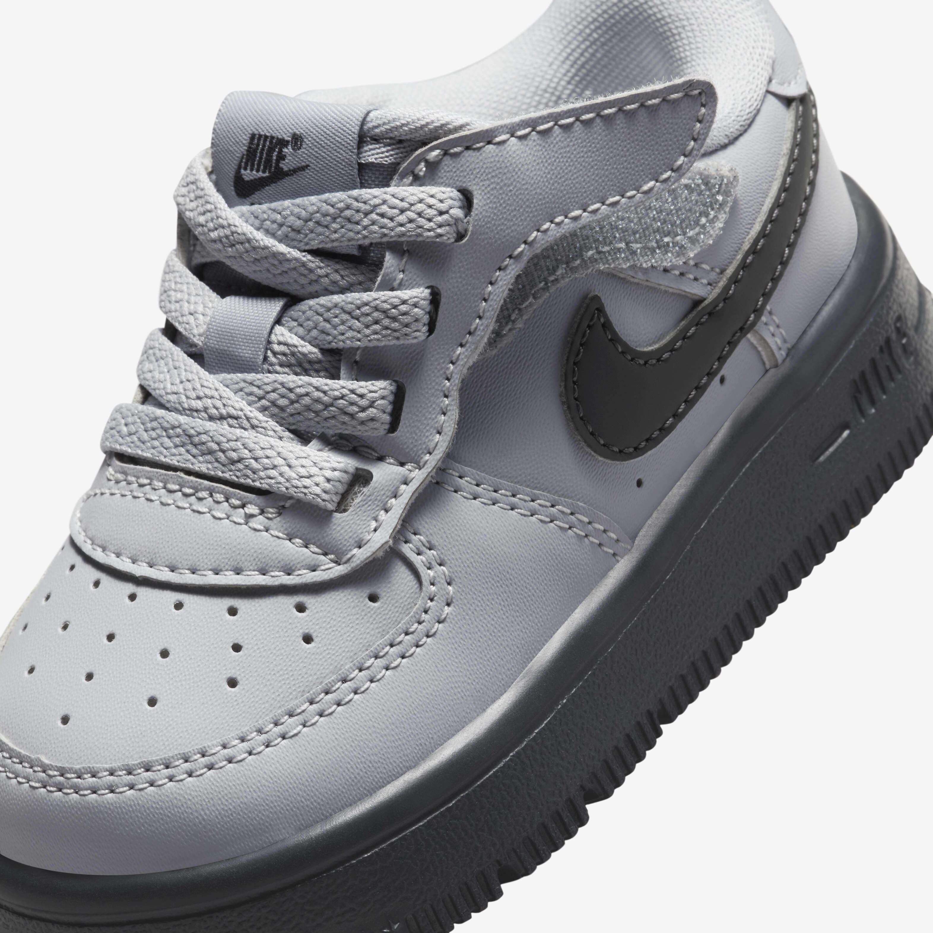 Nike Force 1 Low EasyOn image number 6