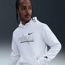Nike Sportswear Club
