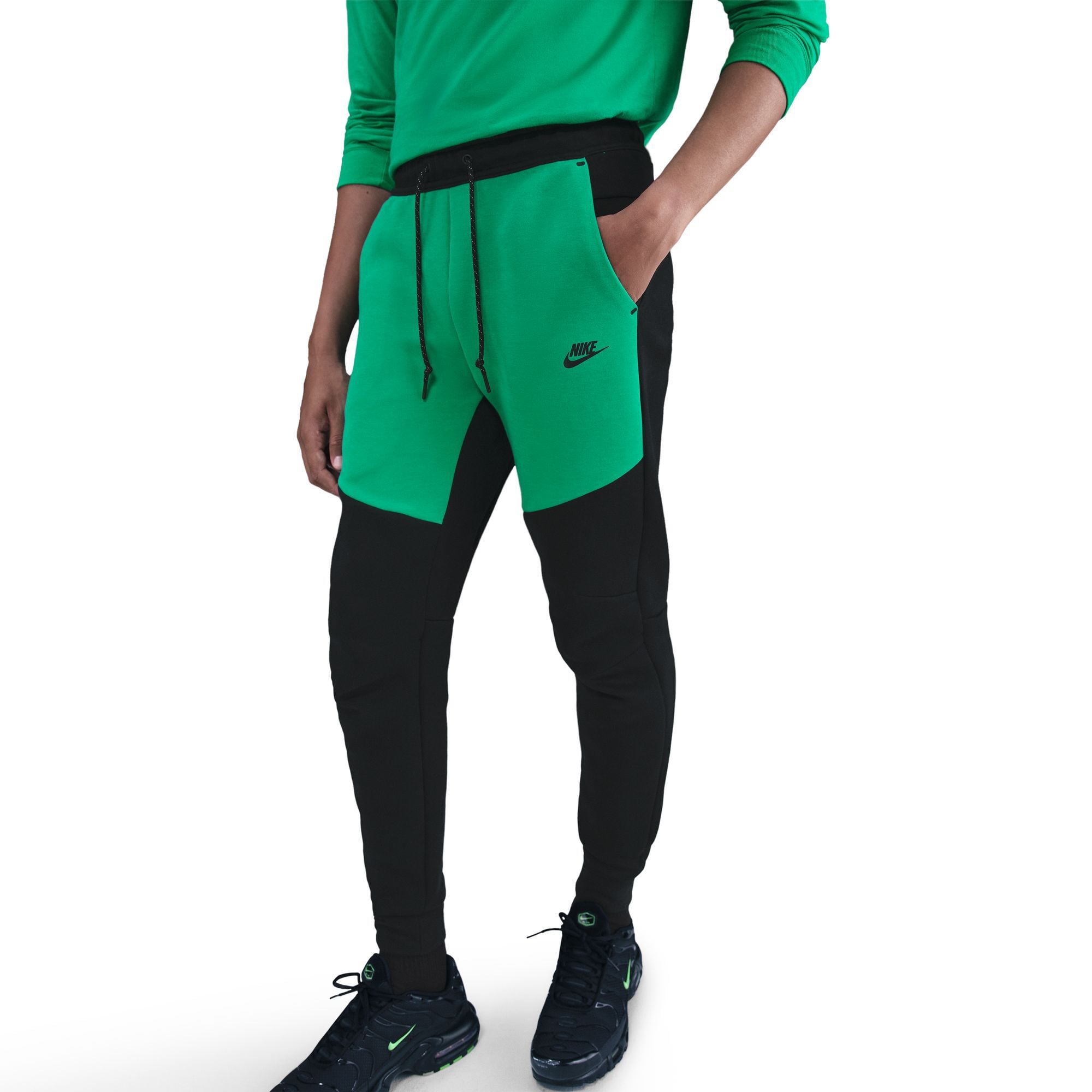 Nike Tech image number 4
