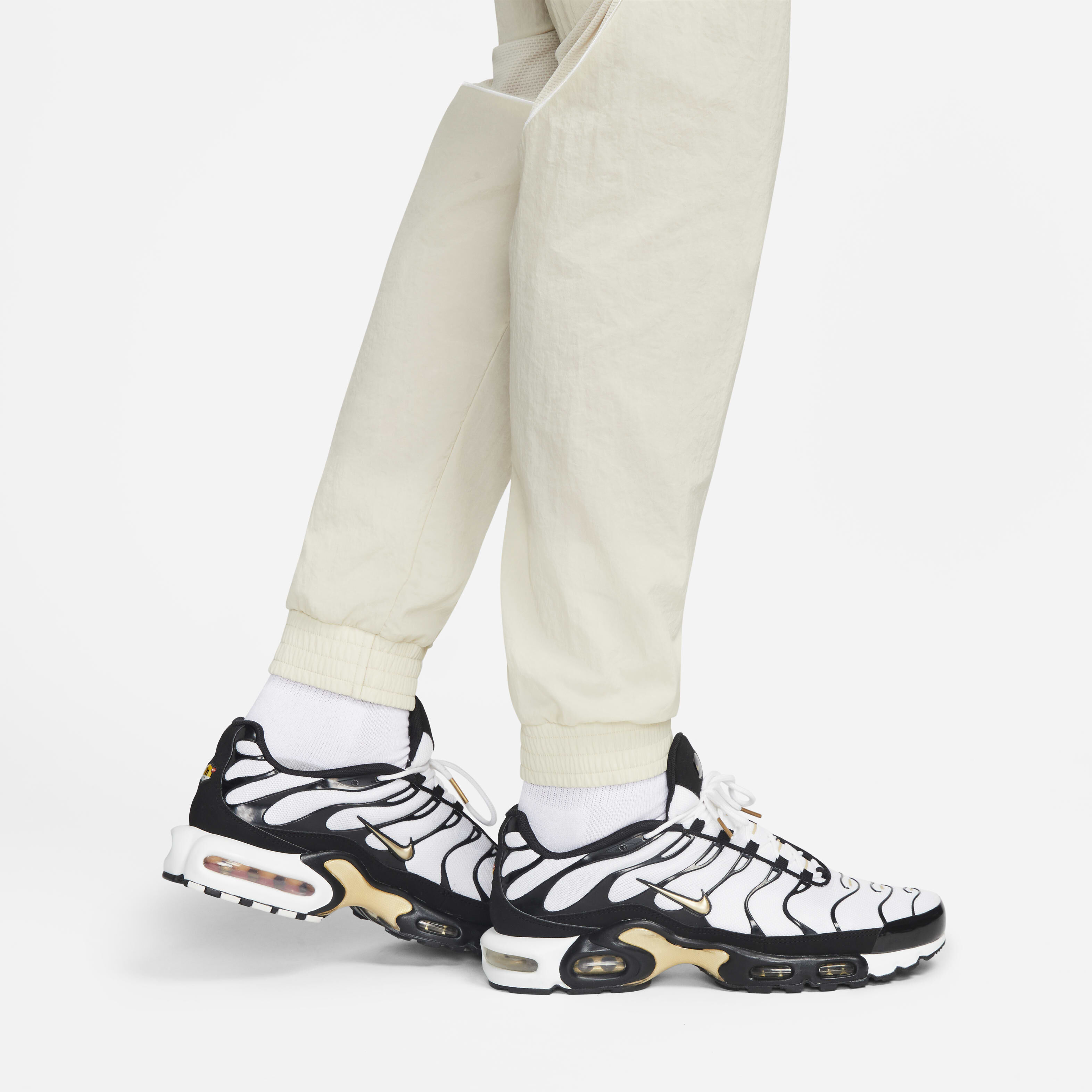 نايكي F.C.ريبيل image number 5