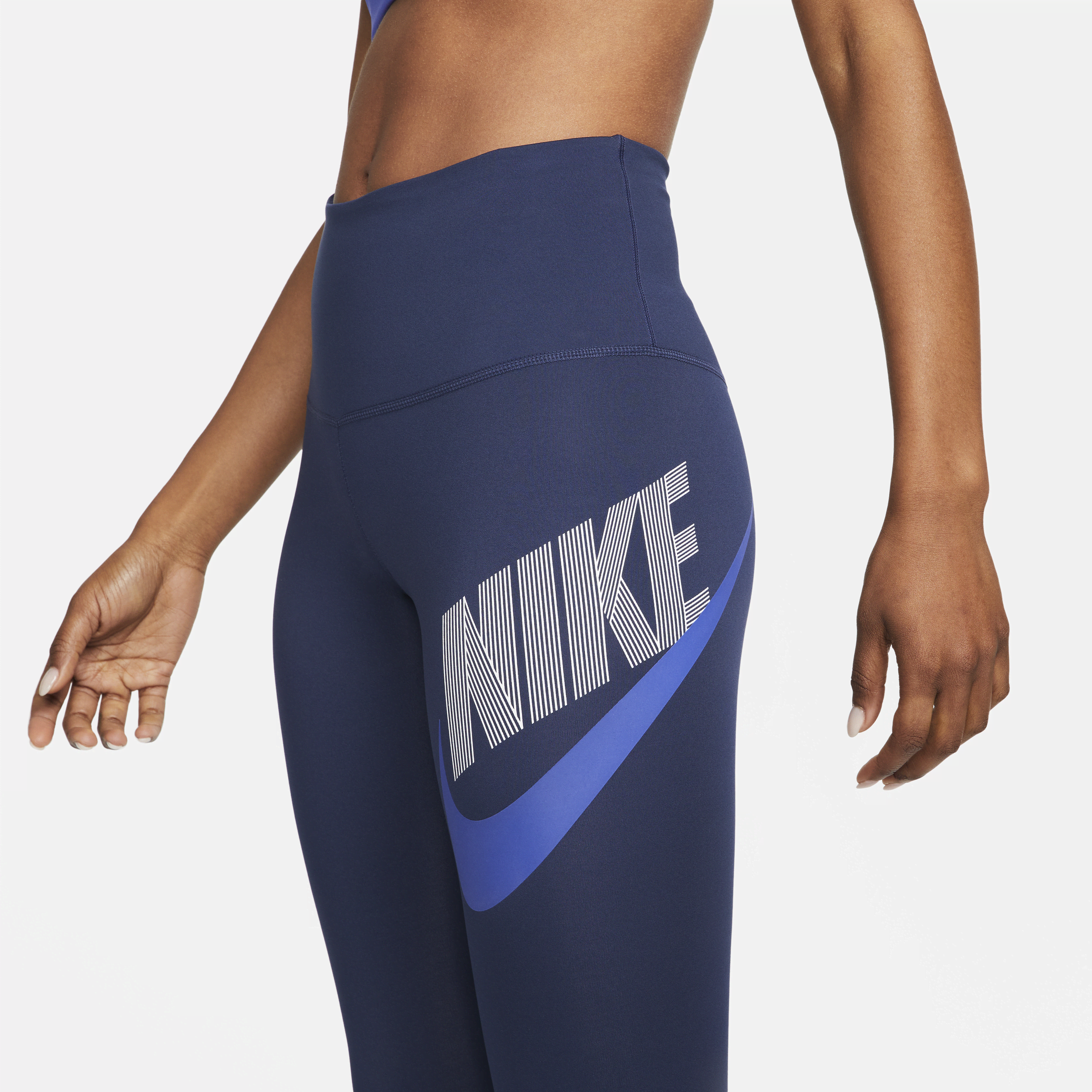 Nike One image number 2
