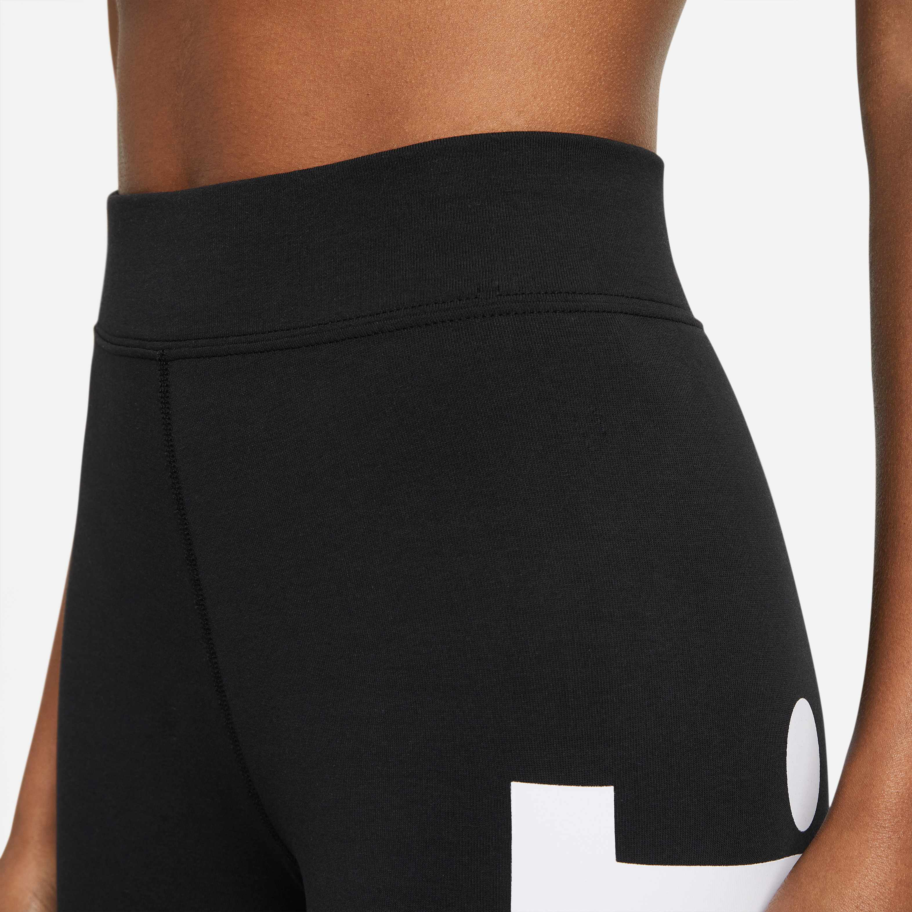 nike sportswear women's essential leggings