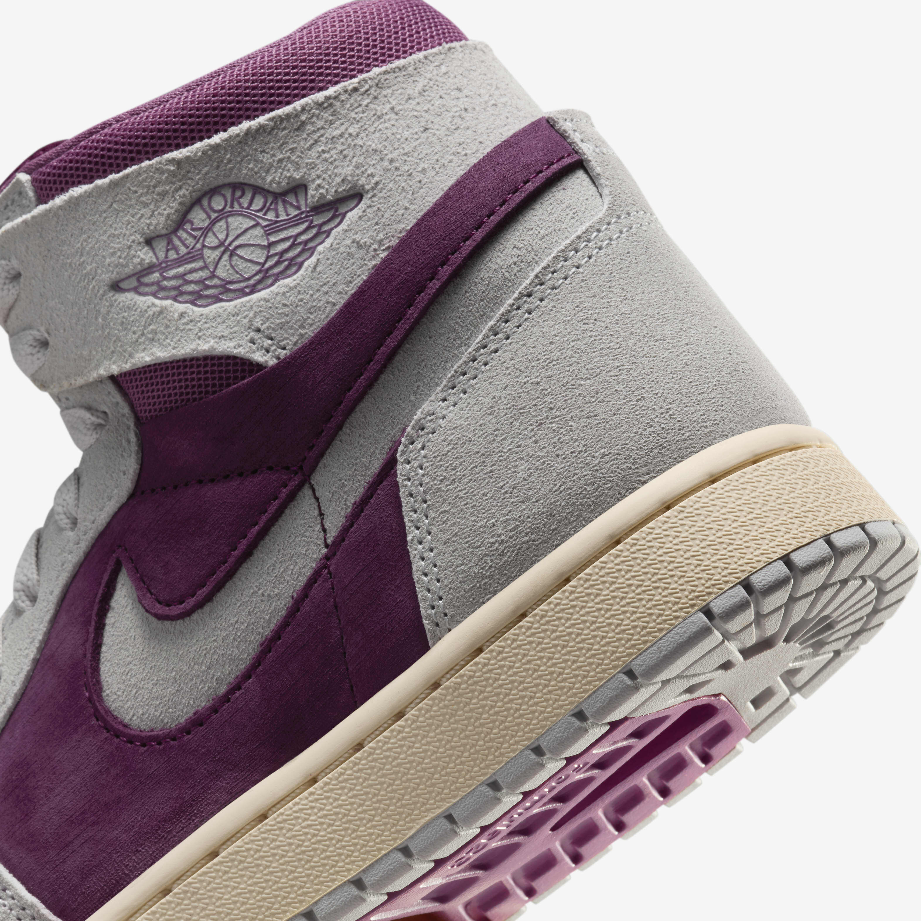 Air jordan 1 high zoom r2t online