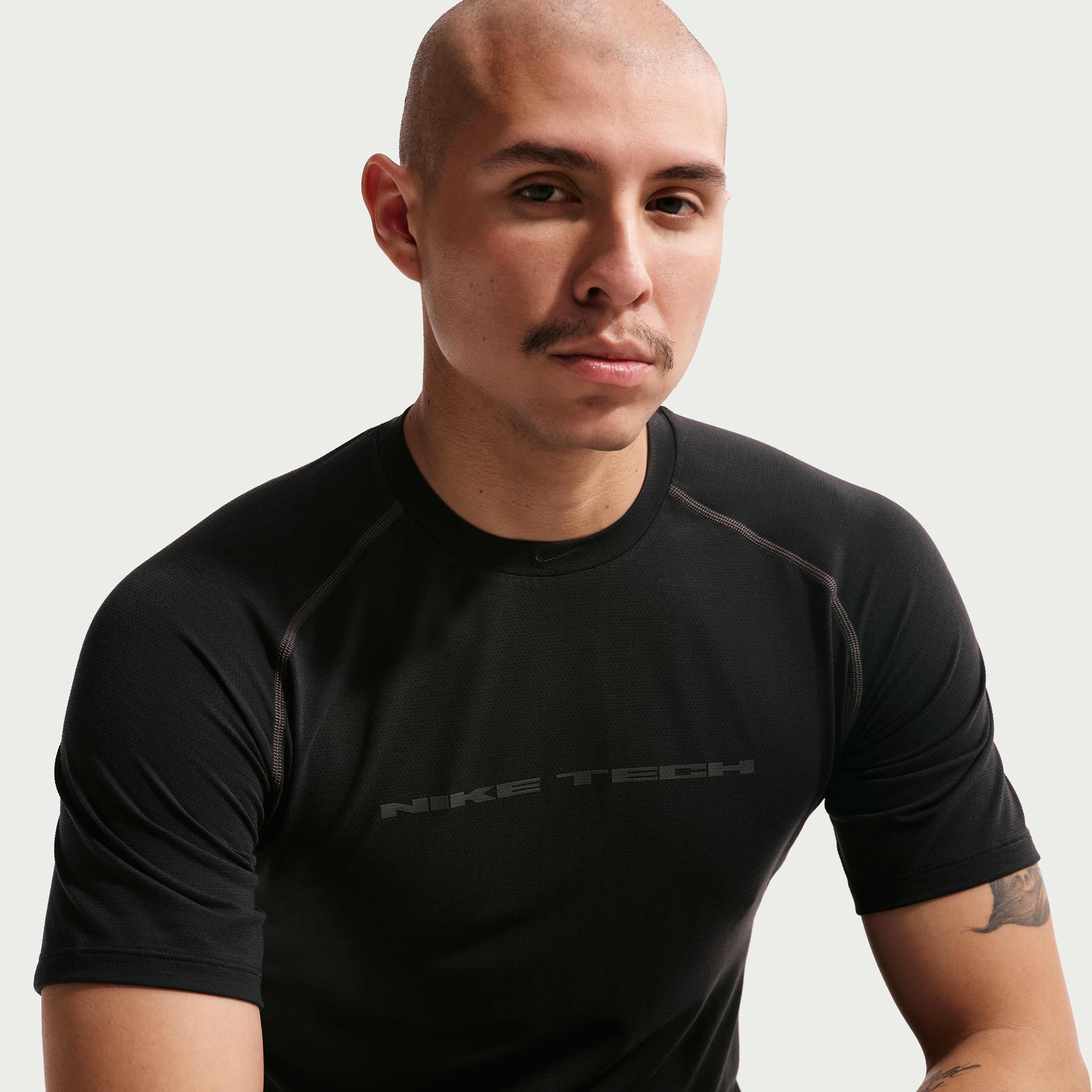 Zoom image