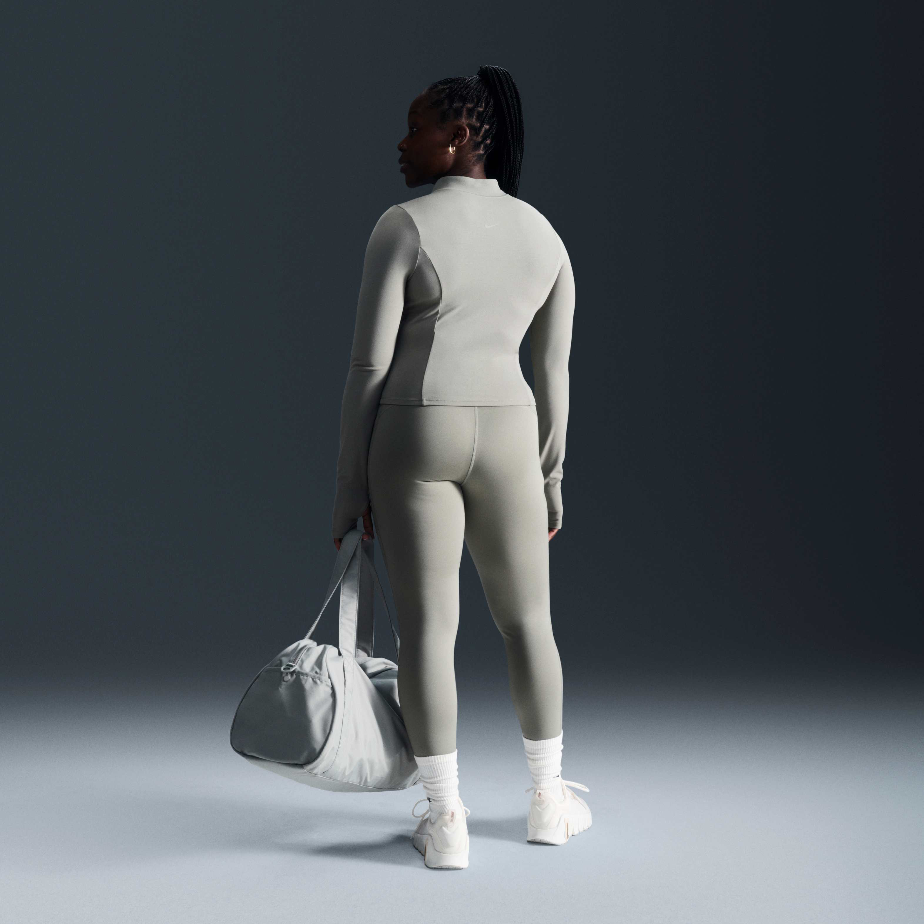 Nike Zenvy image number 4