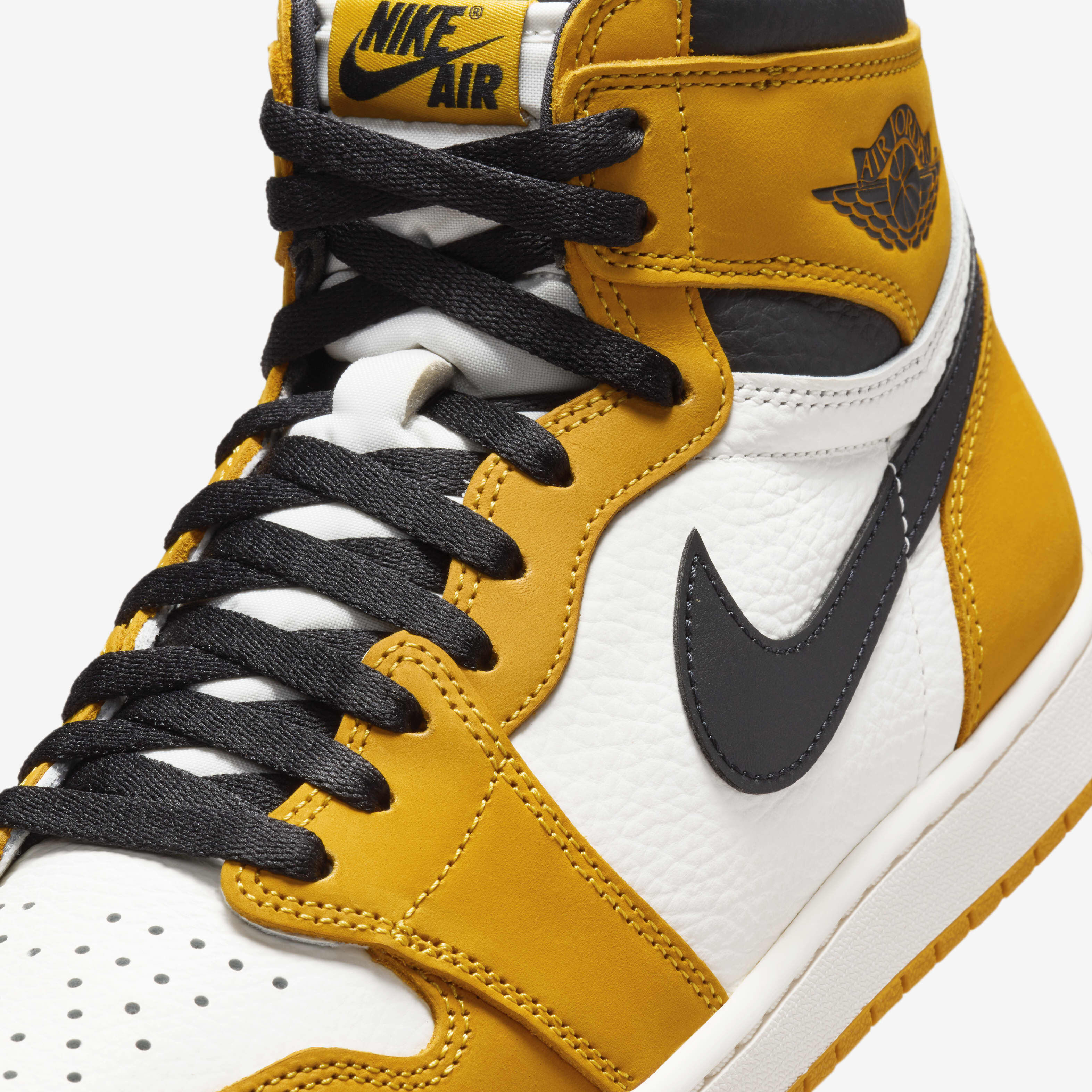 Air Jordan 1 Retro High OG image number 6