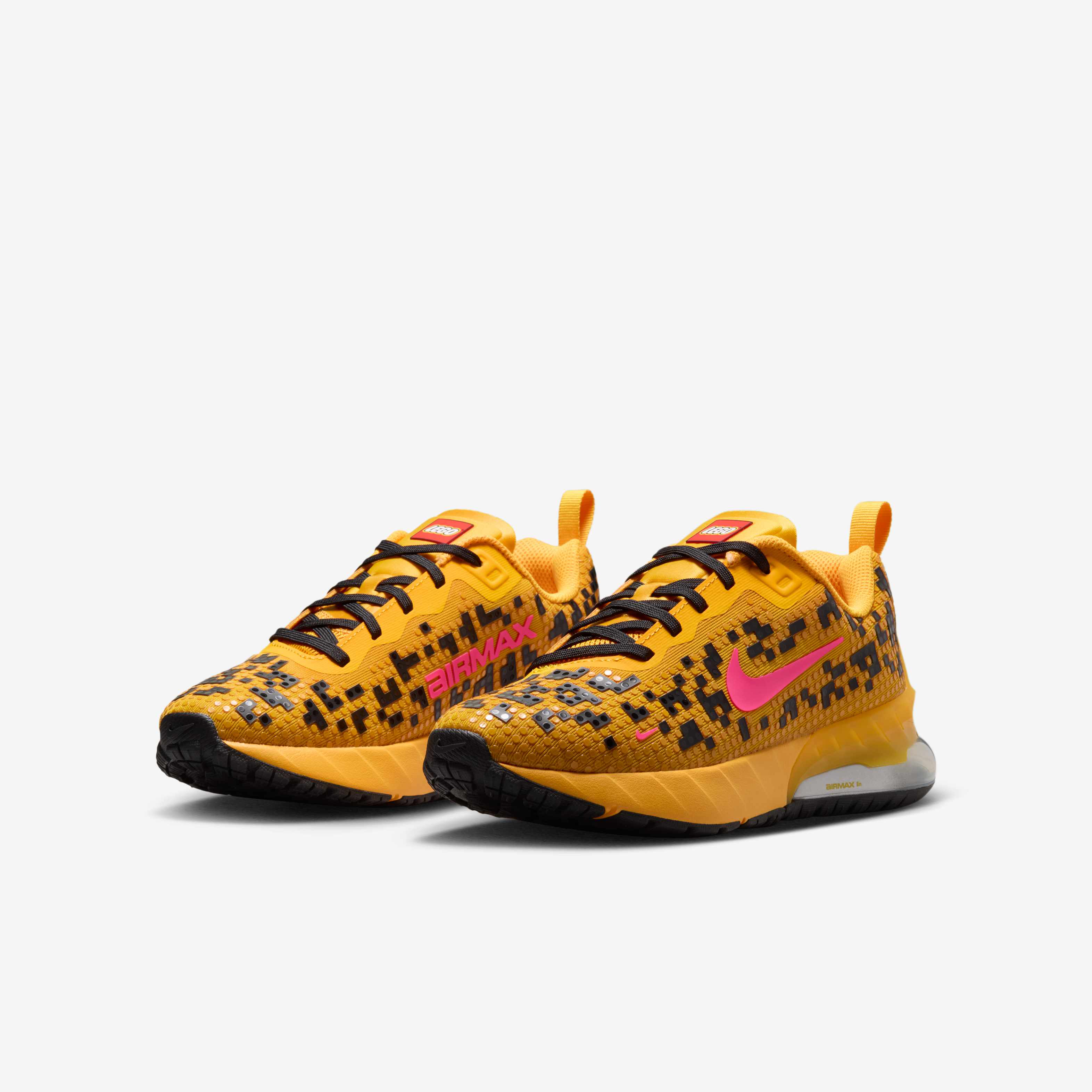Nike Air Max Phoenix x LEGO&reg; Collection image number 4