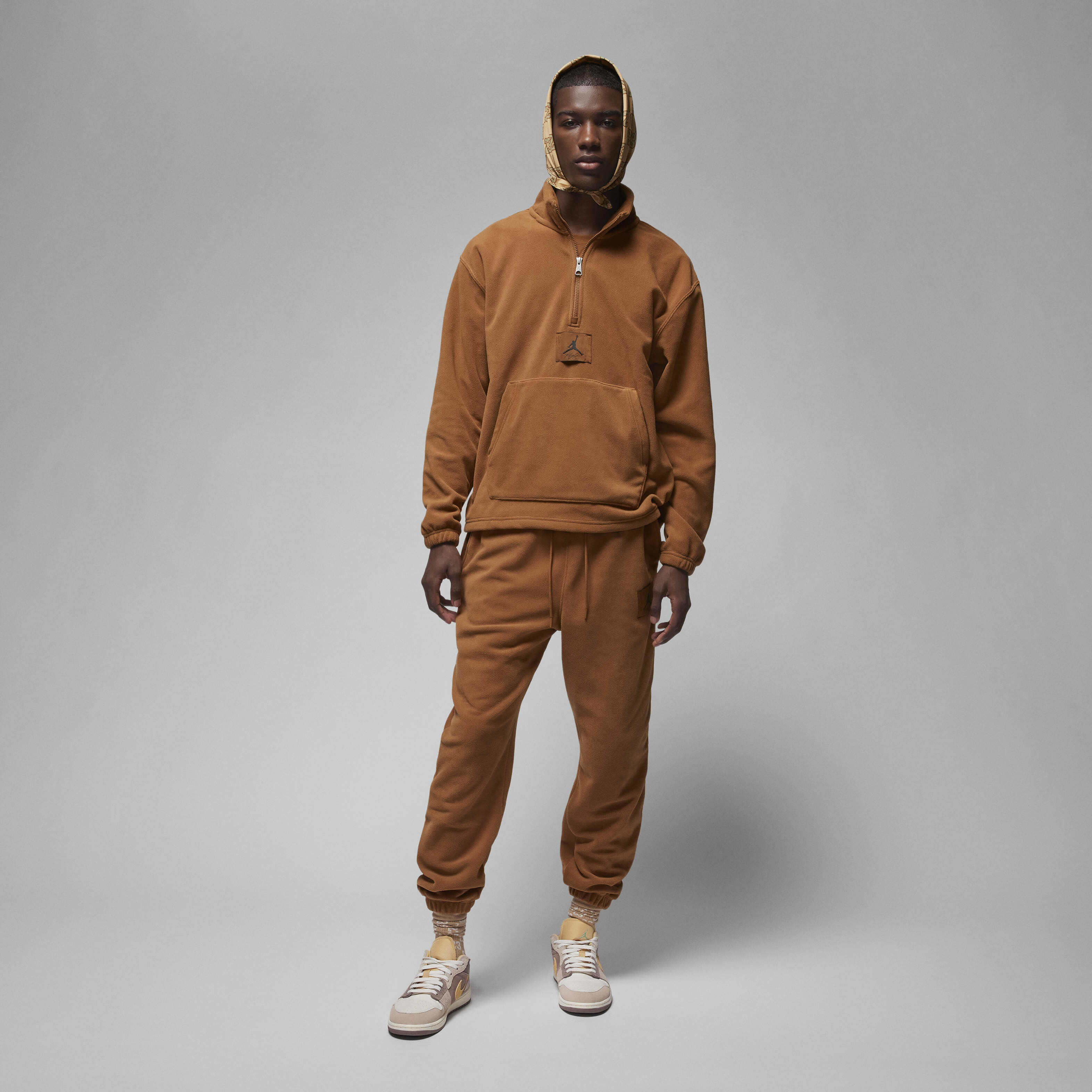 Jordan Essentials image number 5