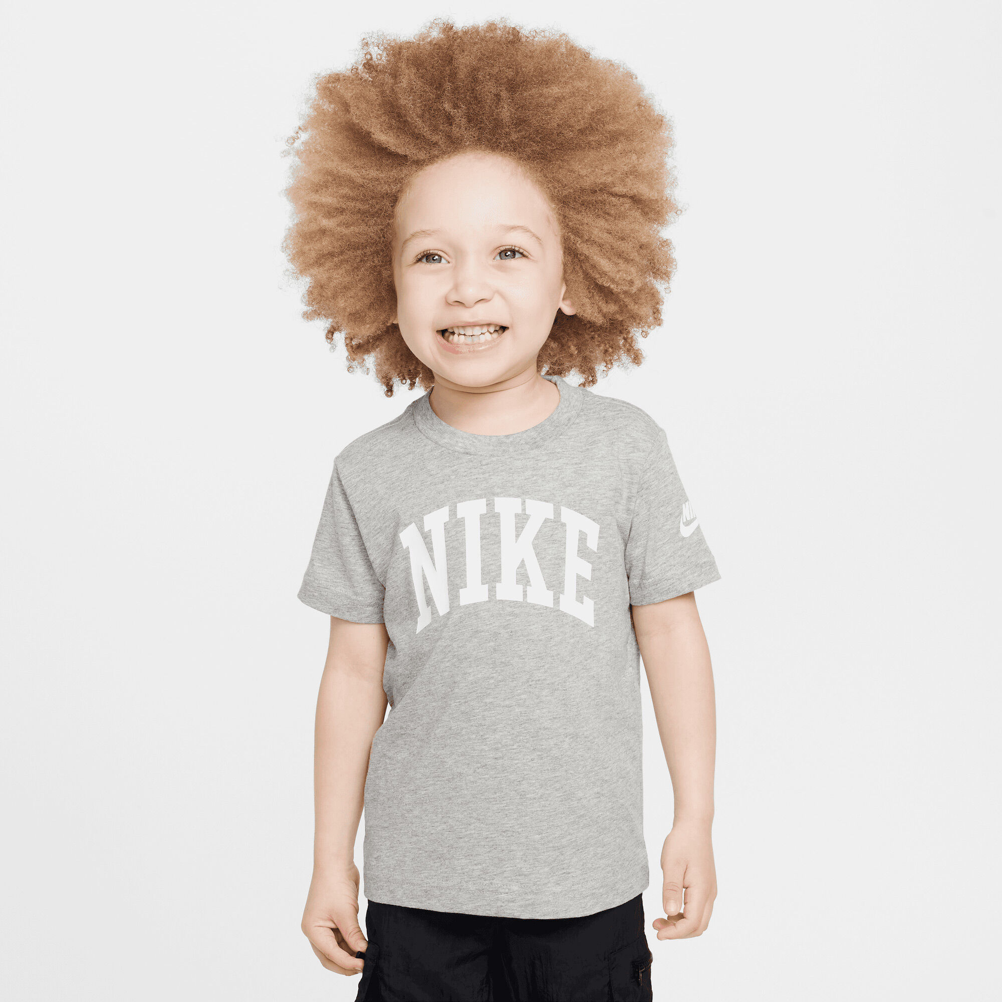 نايكي كلوب image number 0