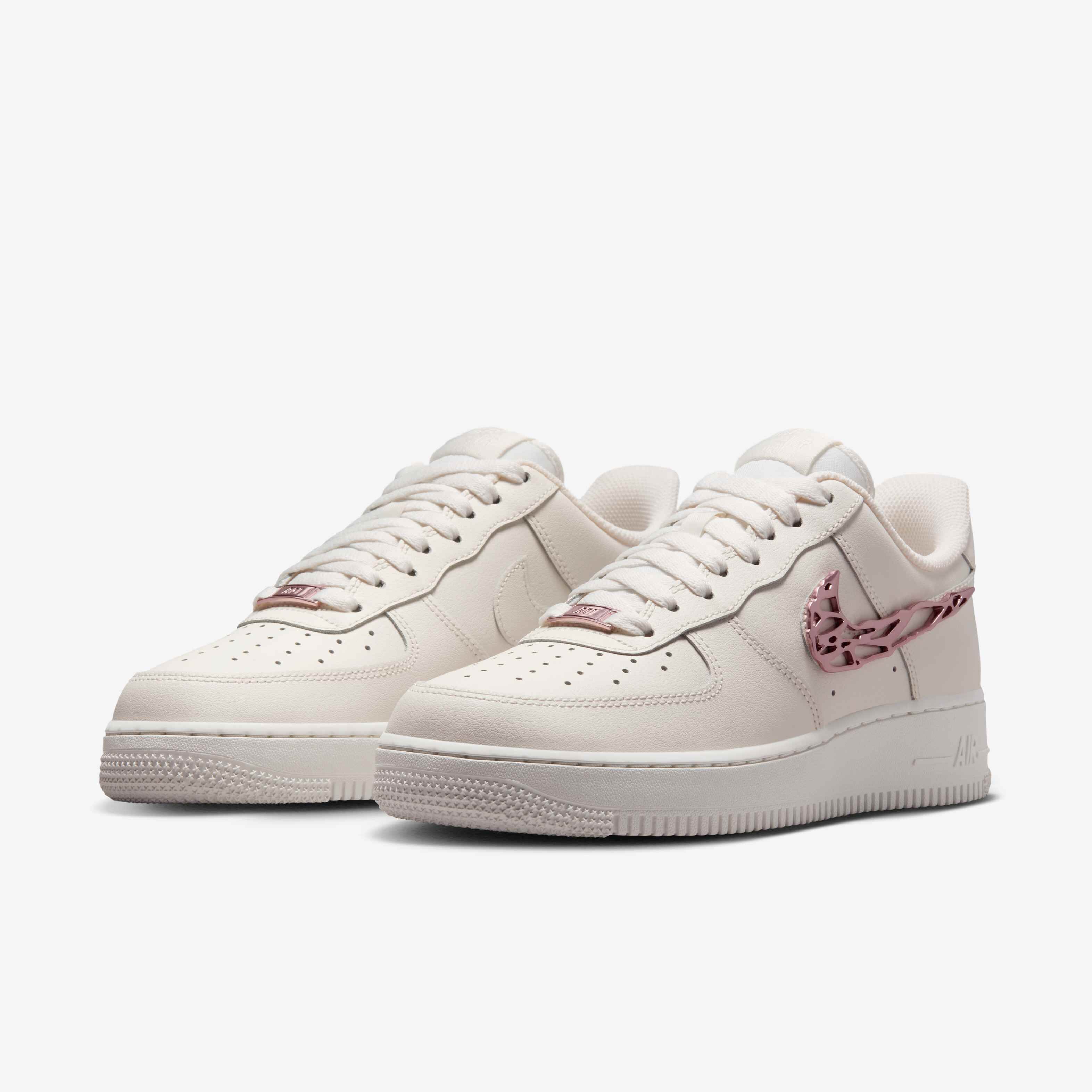 Nike Air Force 1 '07 LX image number 4