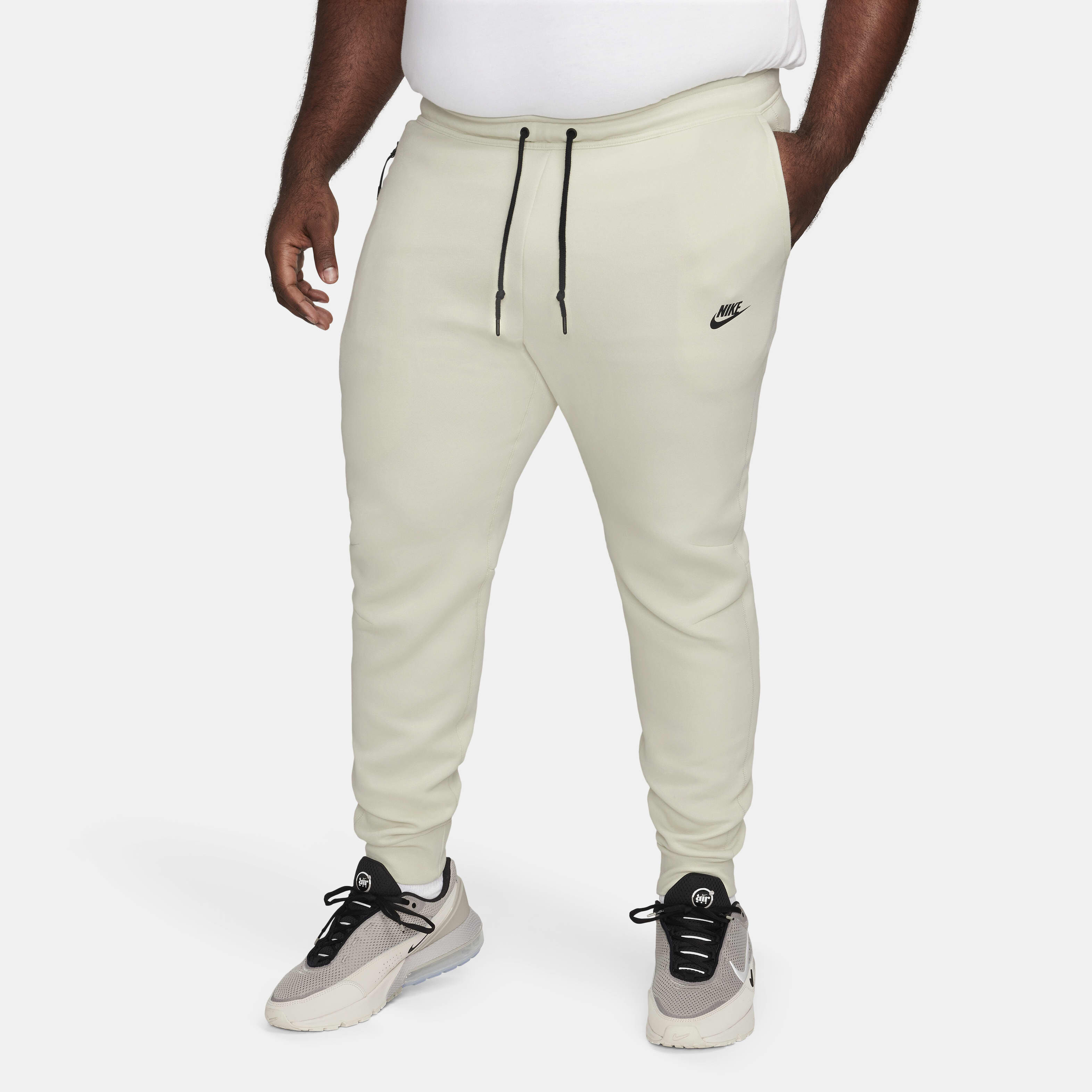 Buy Nike Sportswear Tech Fleece Men s Joggers Nike UAE Official