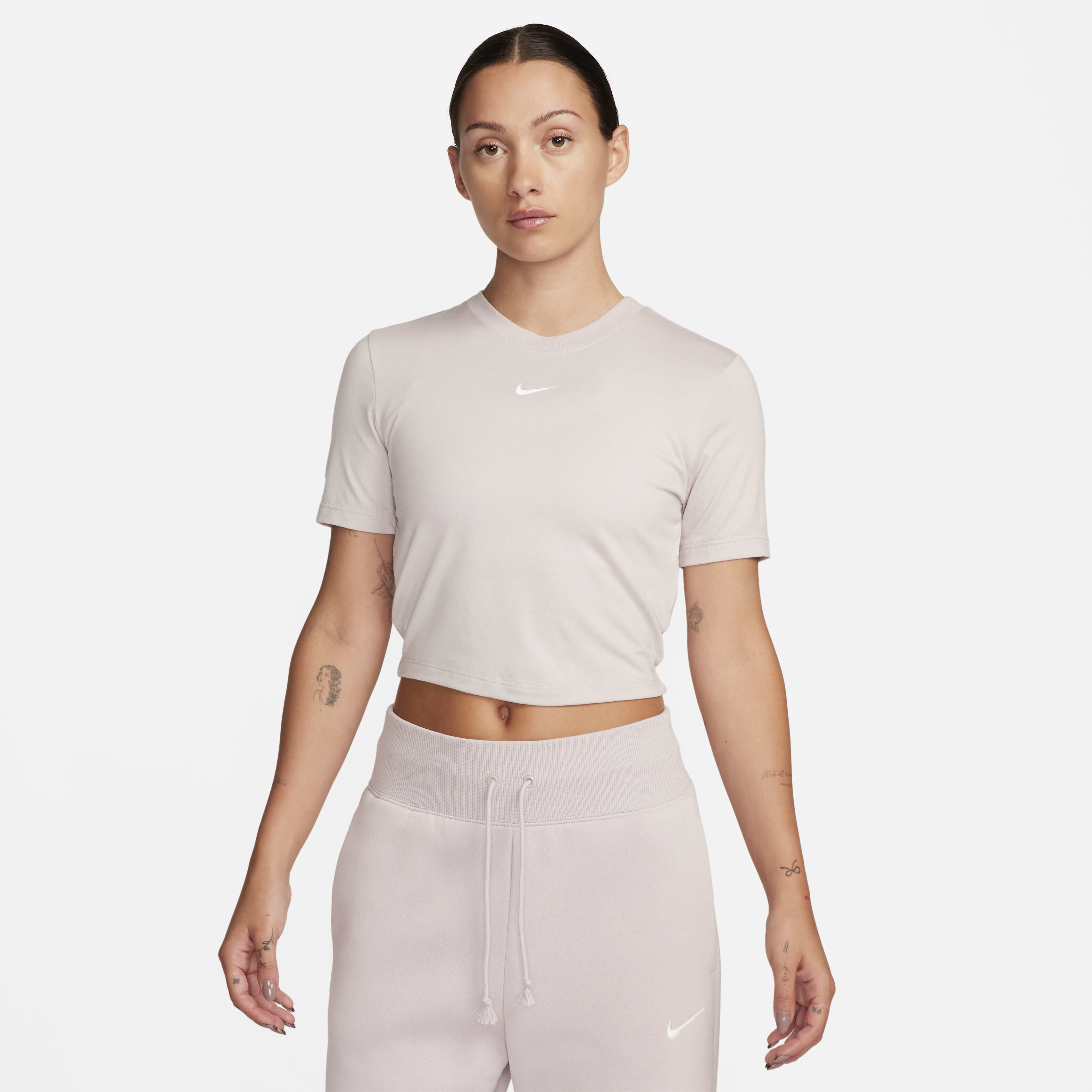 Nike Sportswear Essential image number 0