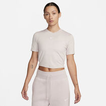 Nike Sportswear Essential