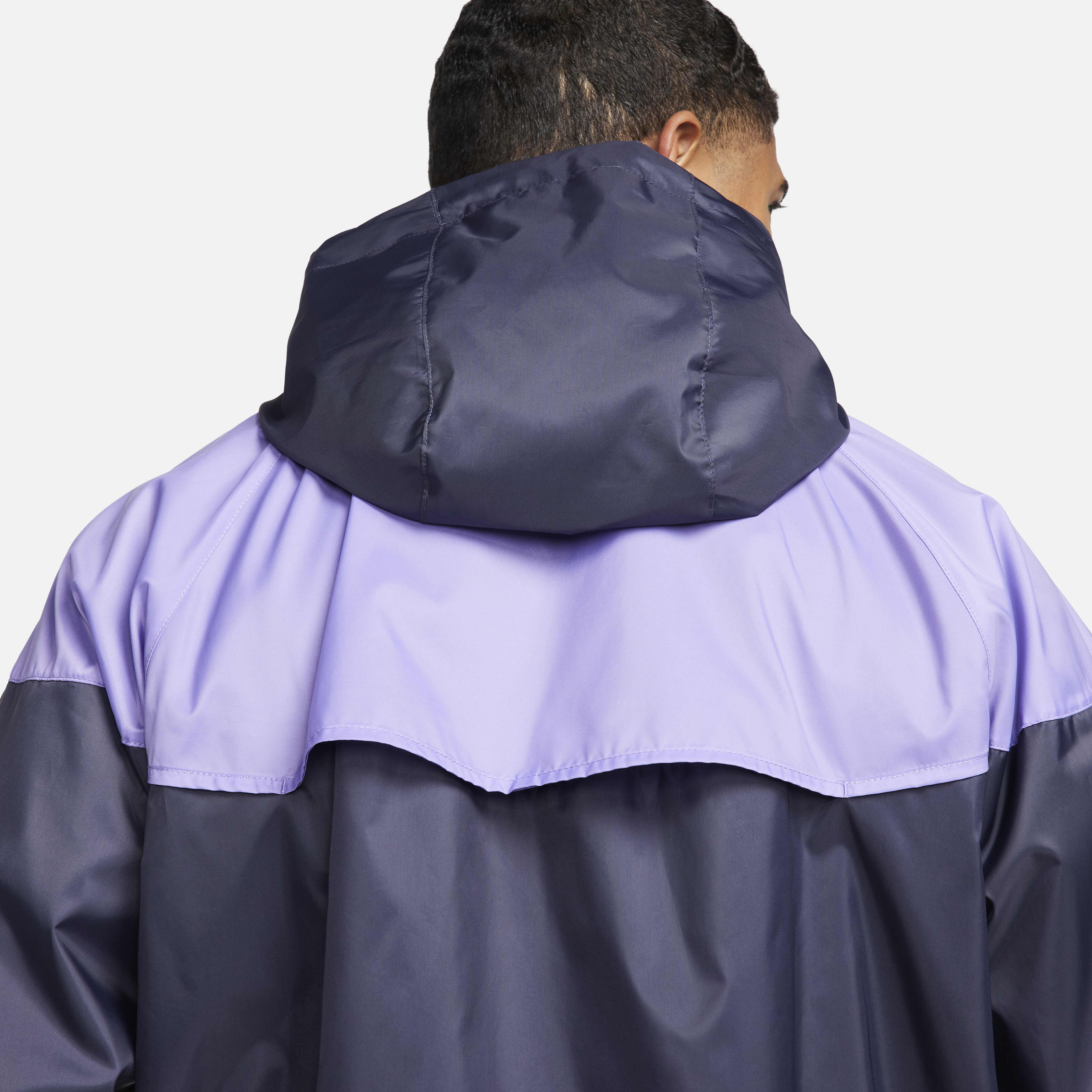 Liverpool F.C. Sport Essentials Windrunner image number 5