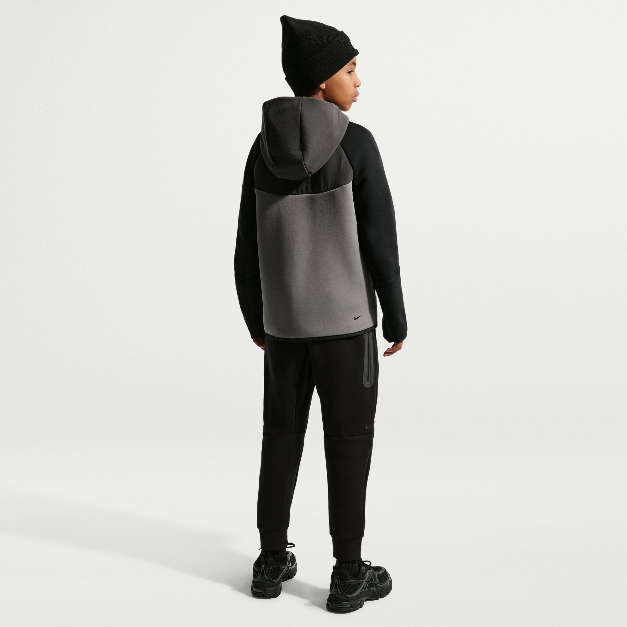 Nike Sportswear Tech Fleece image number 1