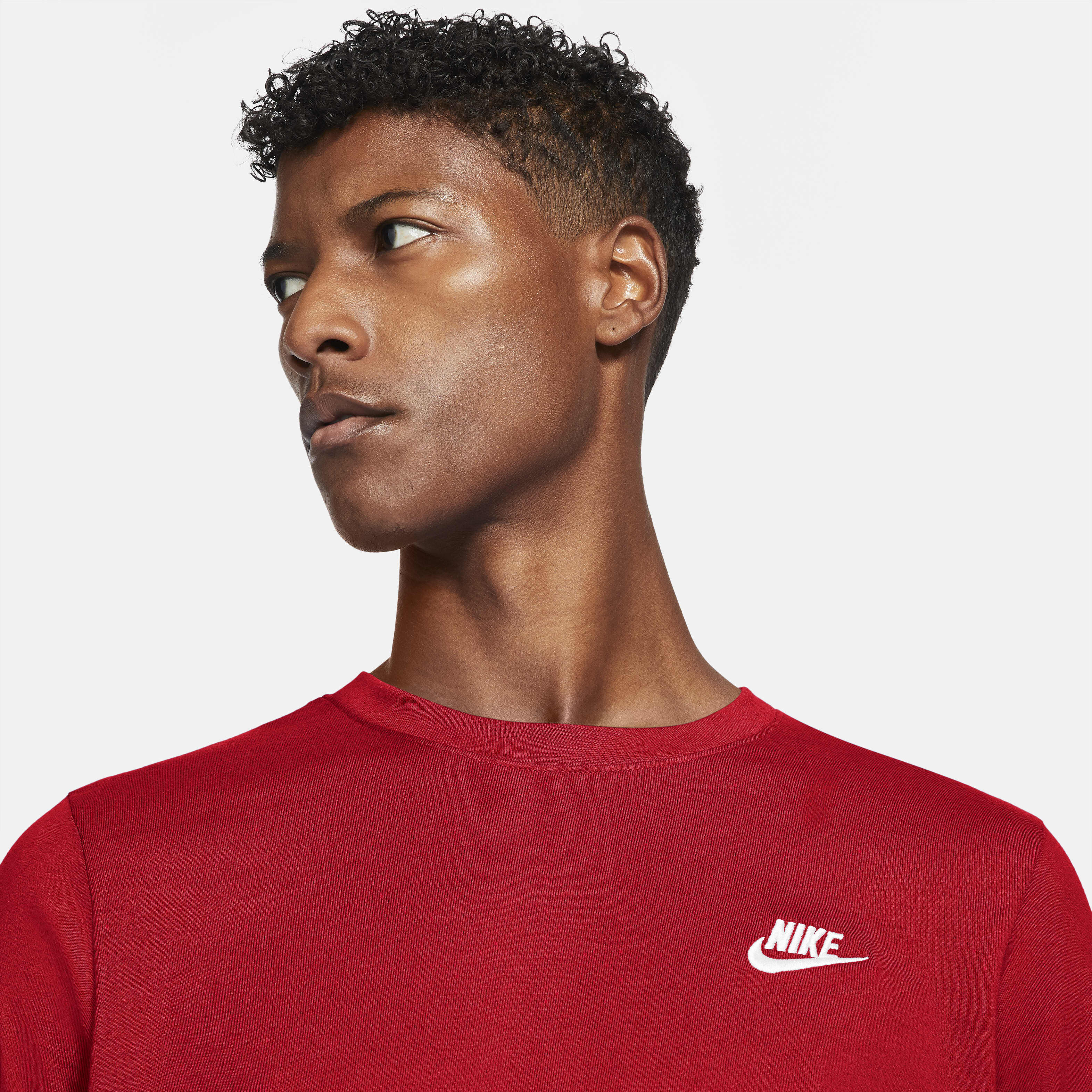 Nike Sportswear Club image number 2