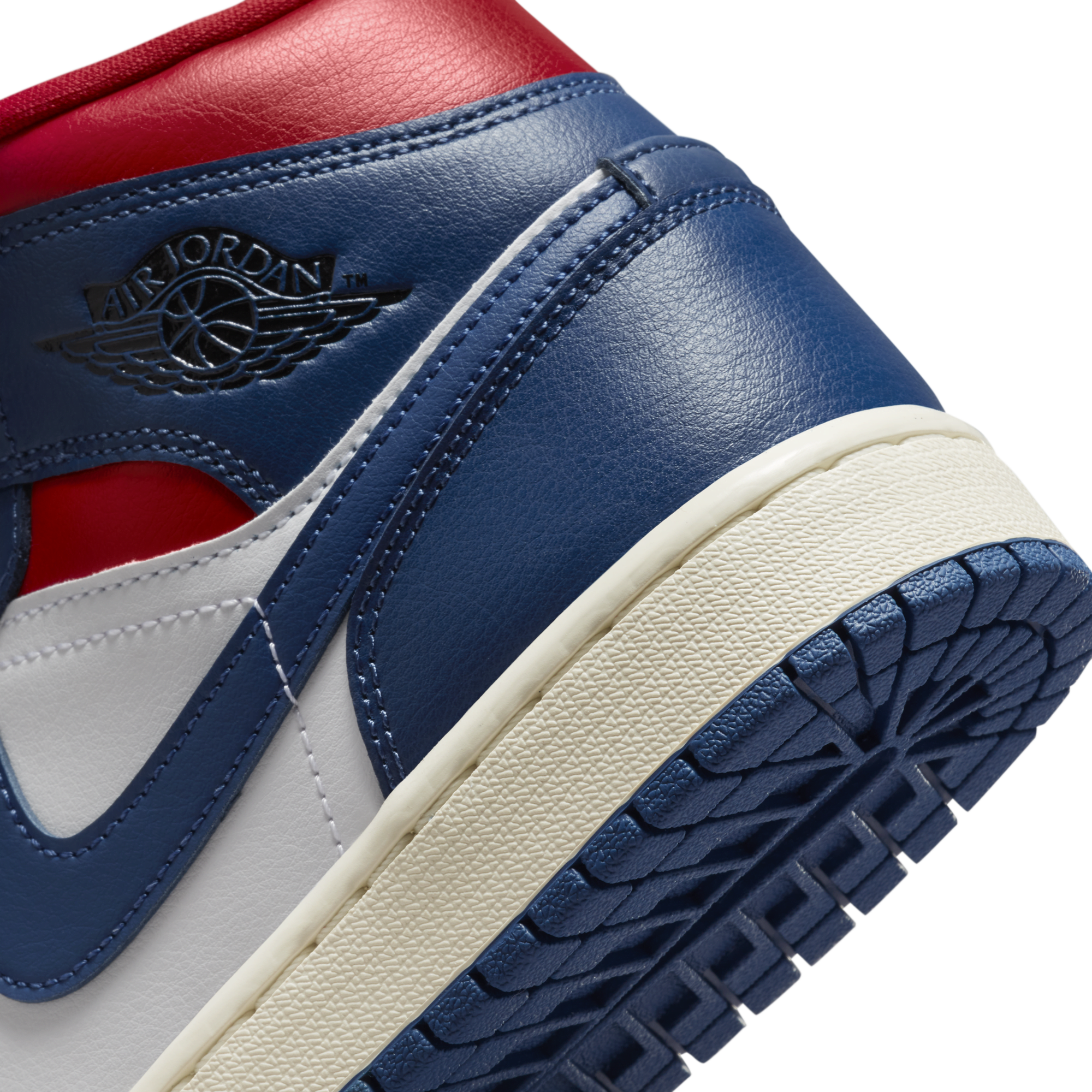 Air Jordan 1 Mid