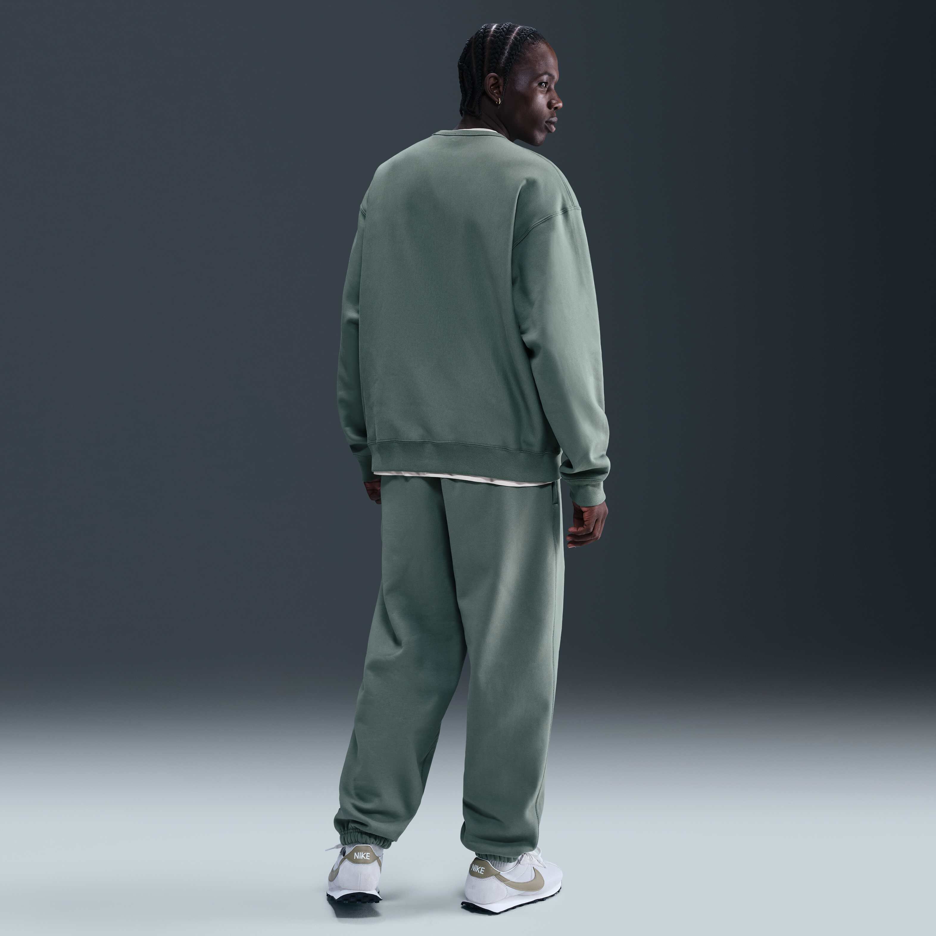 نايكي سولو سووش image number 3