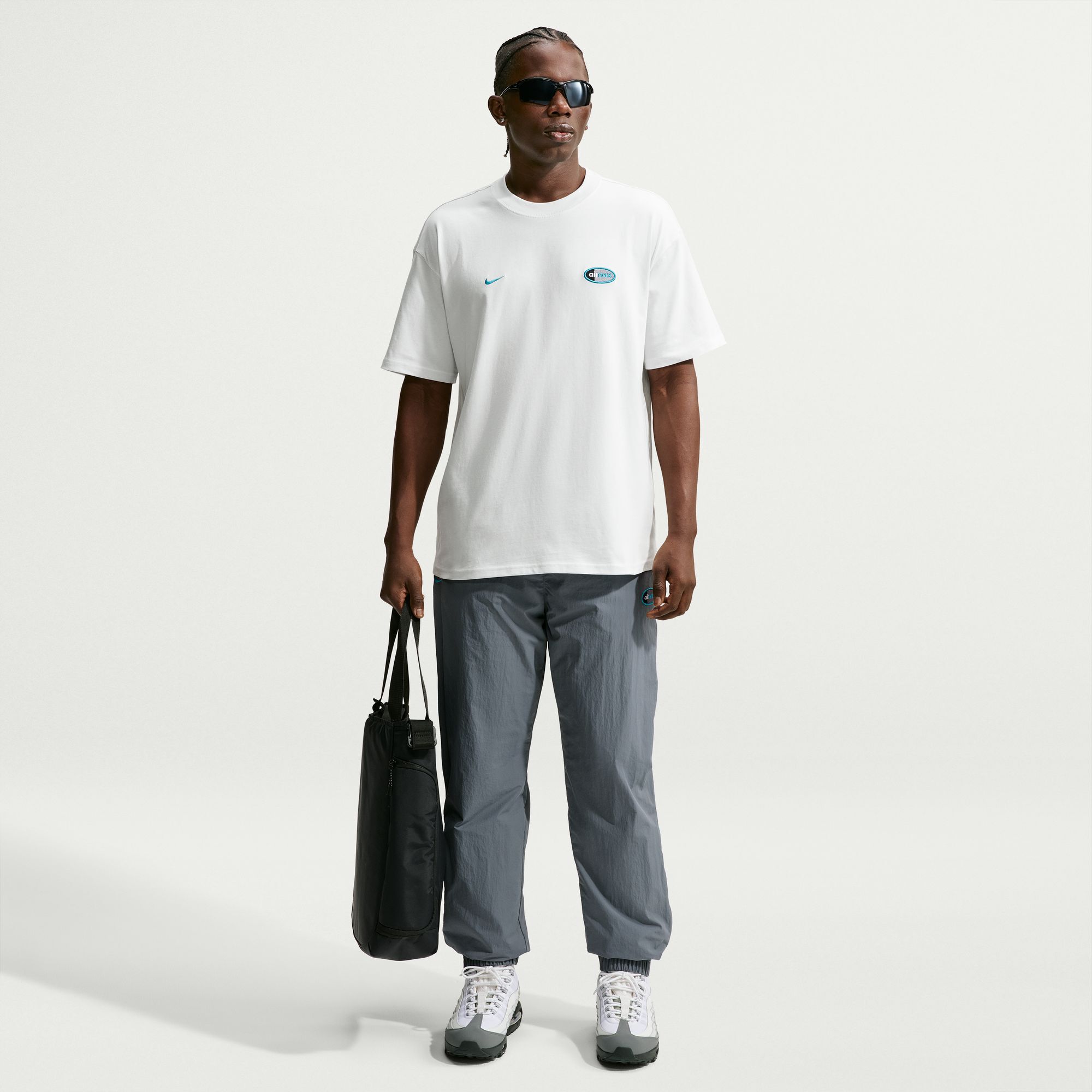 Nike Sportswear image number 0