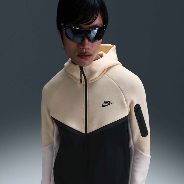 Nike Tech image number 0 Nike Tech image number 0