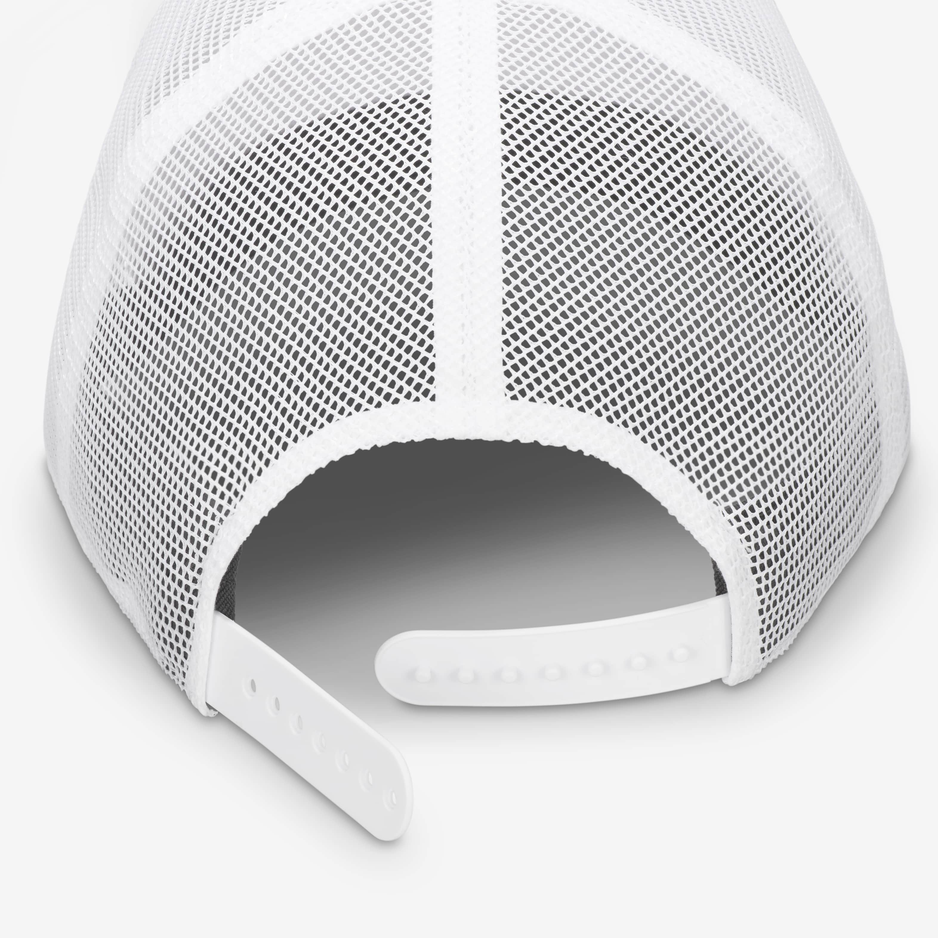 Nike Rise image number 2