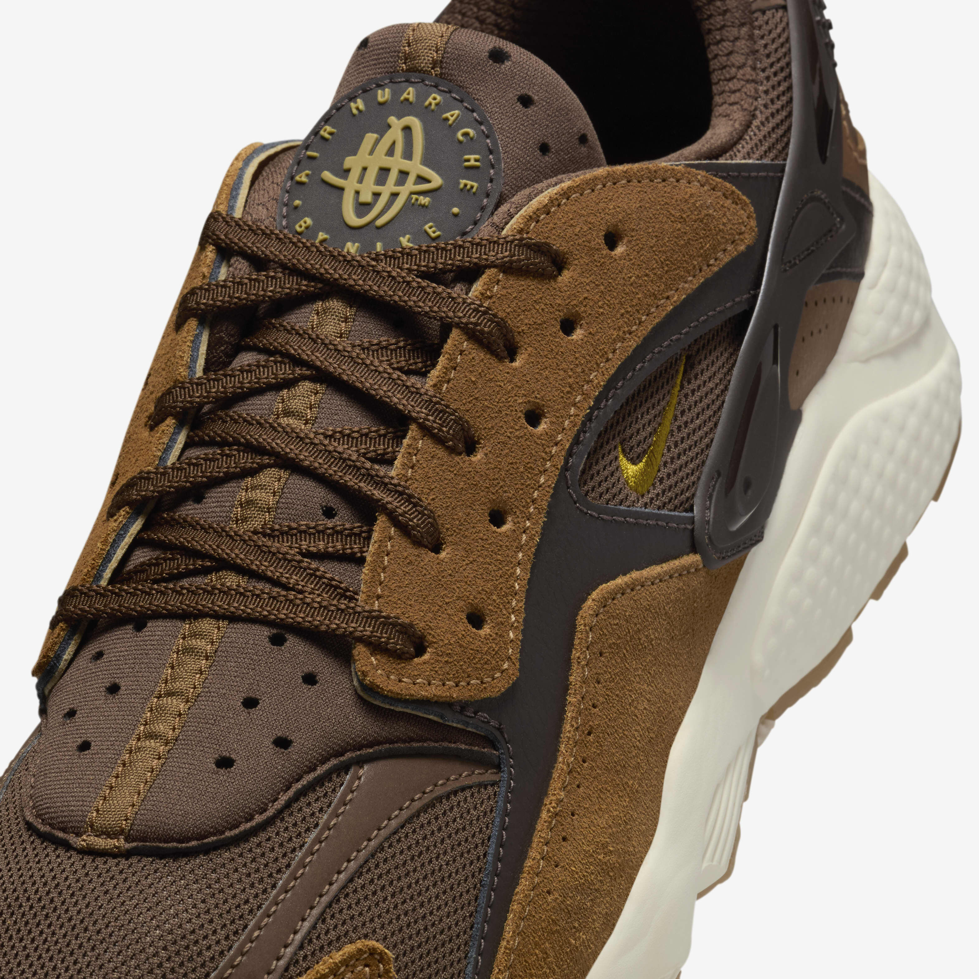 Nike Air Huarache Runner image number 6