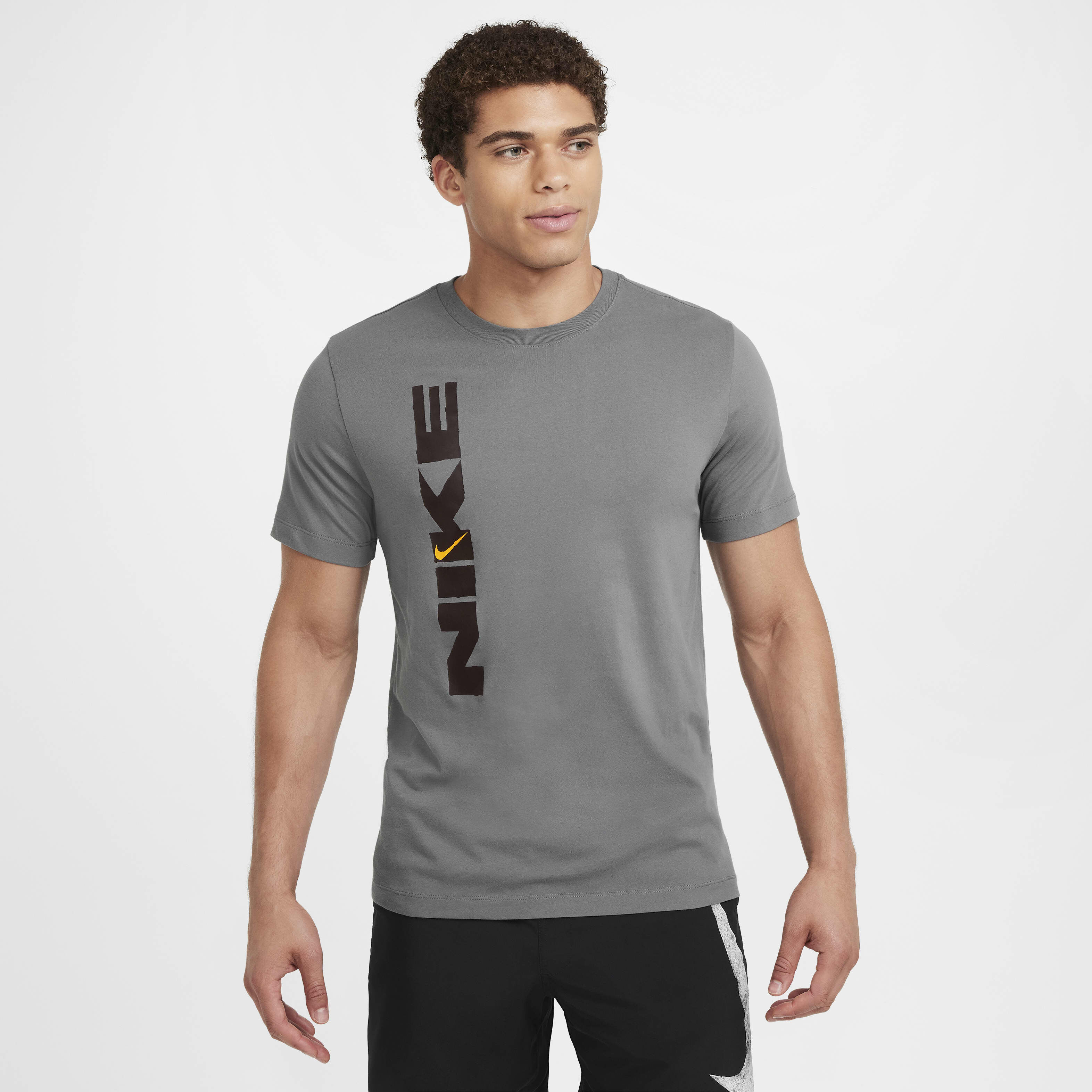 Nike gym wear mens sales