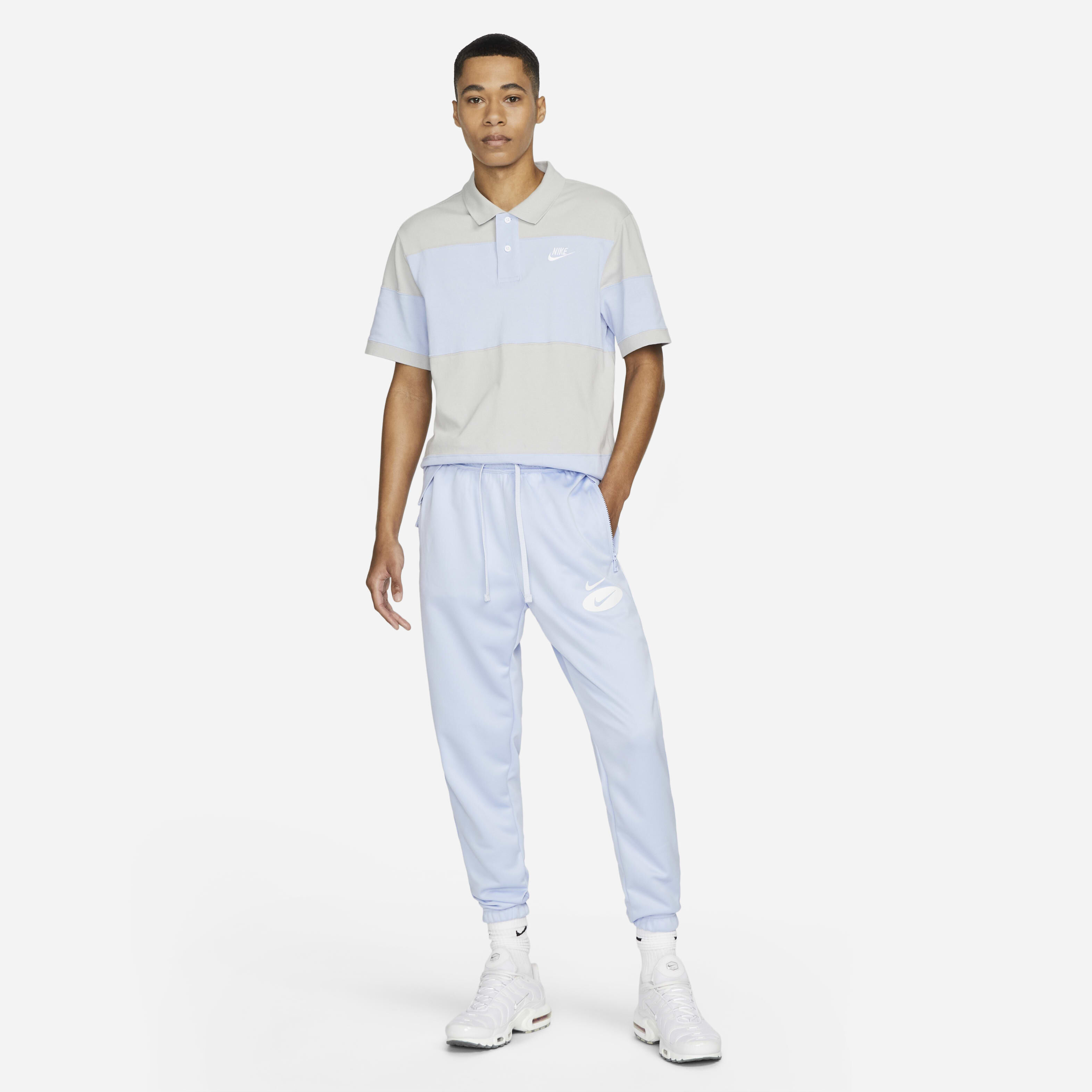 Nike Sportswear Swoosh League image number 4